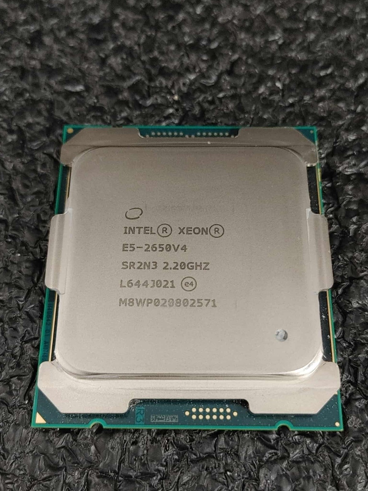 Intel Xeon E5-2650v4 SR2N3 2.2GHz FCLGA2011 12 Cores 30MB Cache 9.6 GT/s 105W