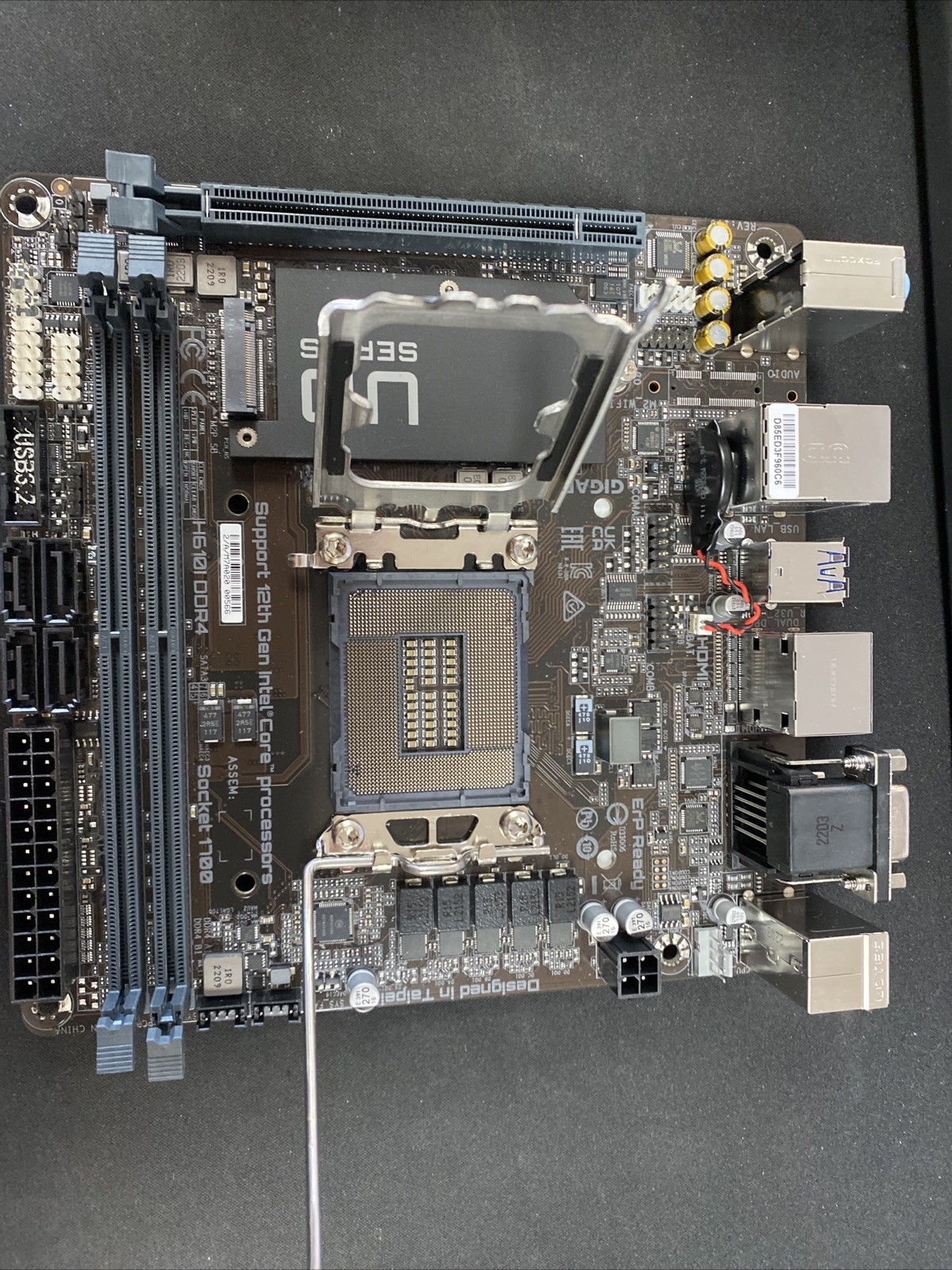 Not Working GIGABYTE H610I DDR4 LGA1700 HDMI+VGA+DP 64GB Mini-ITX Motherboard
