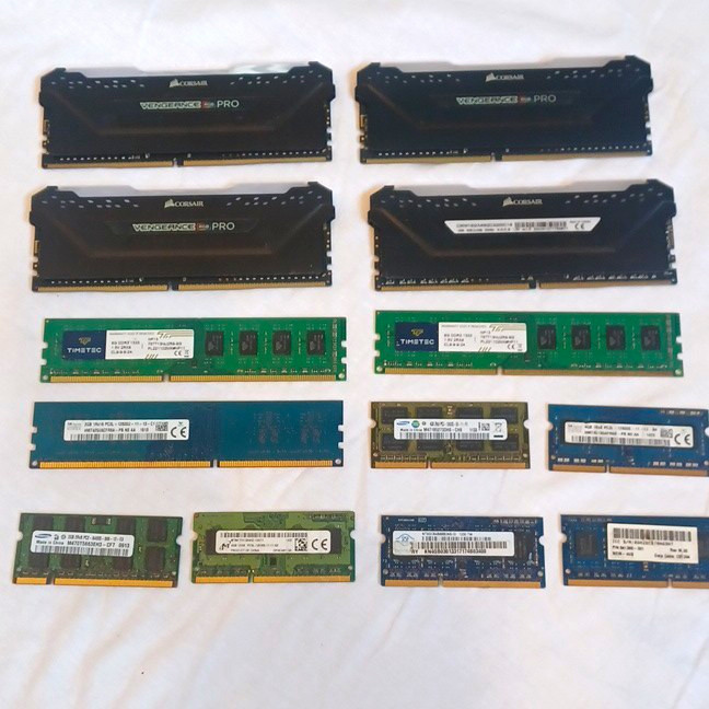 Corsair Vengeance RGB Pro 16GB (2x8GB) DDR4-3200 DIMM 288-Pin CMW16GX4M2C3200C16