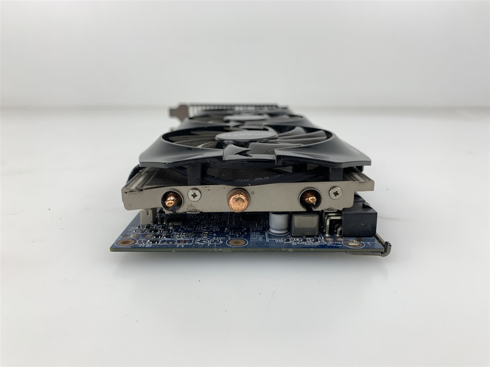Gigabyte DVI HDMI Dual Mini DP GV-R795WF3-3GD
