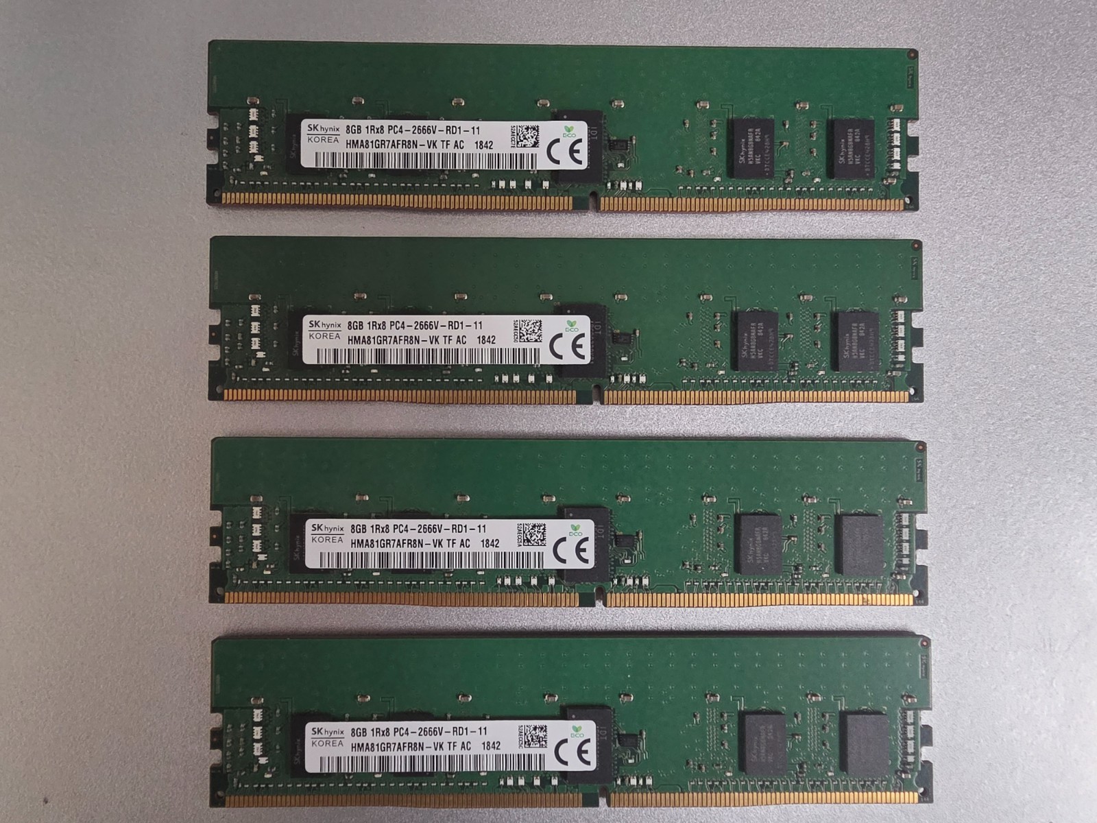32GB (4x8GB) DDR4-2666 PC4-21300 ECC REG RDIMM Server RAM SK Hynix Matched