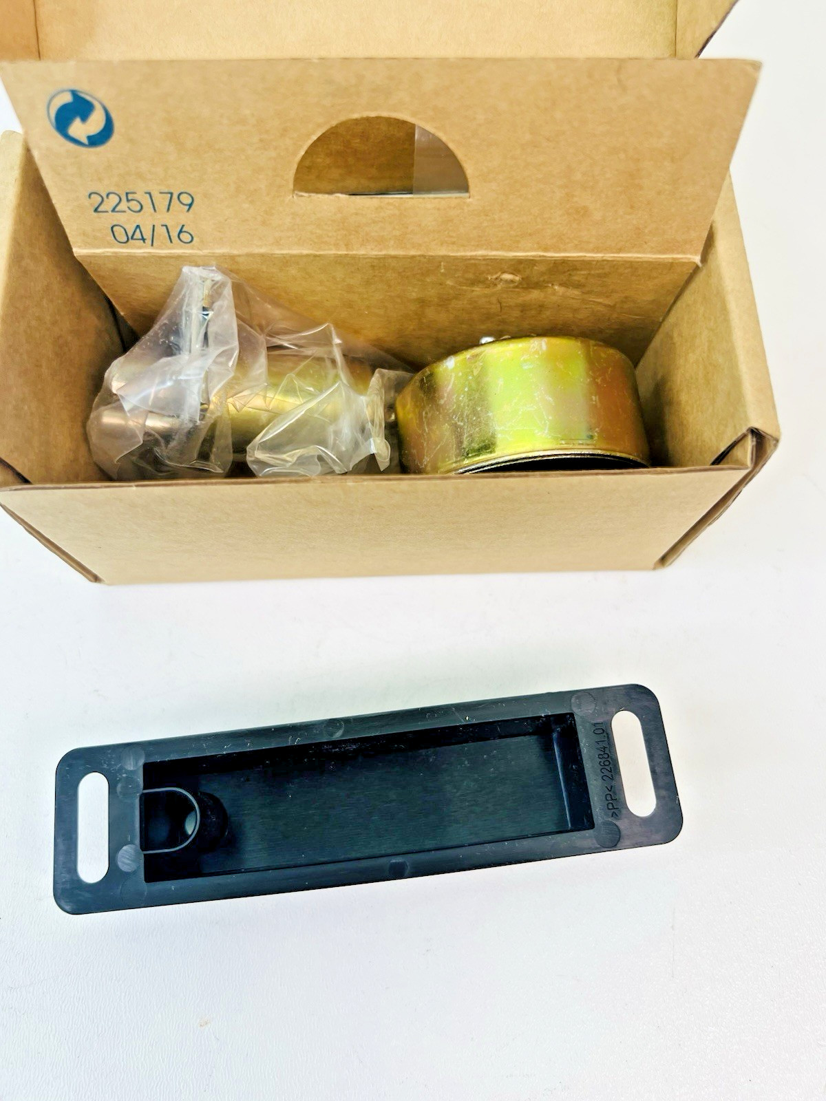 Salto LC1KC70IM G-1 Cylindrical Latch 2 3/4 Inch New