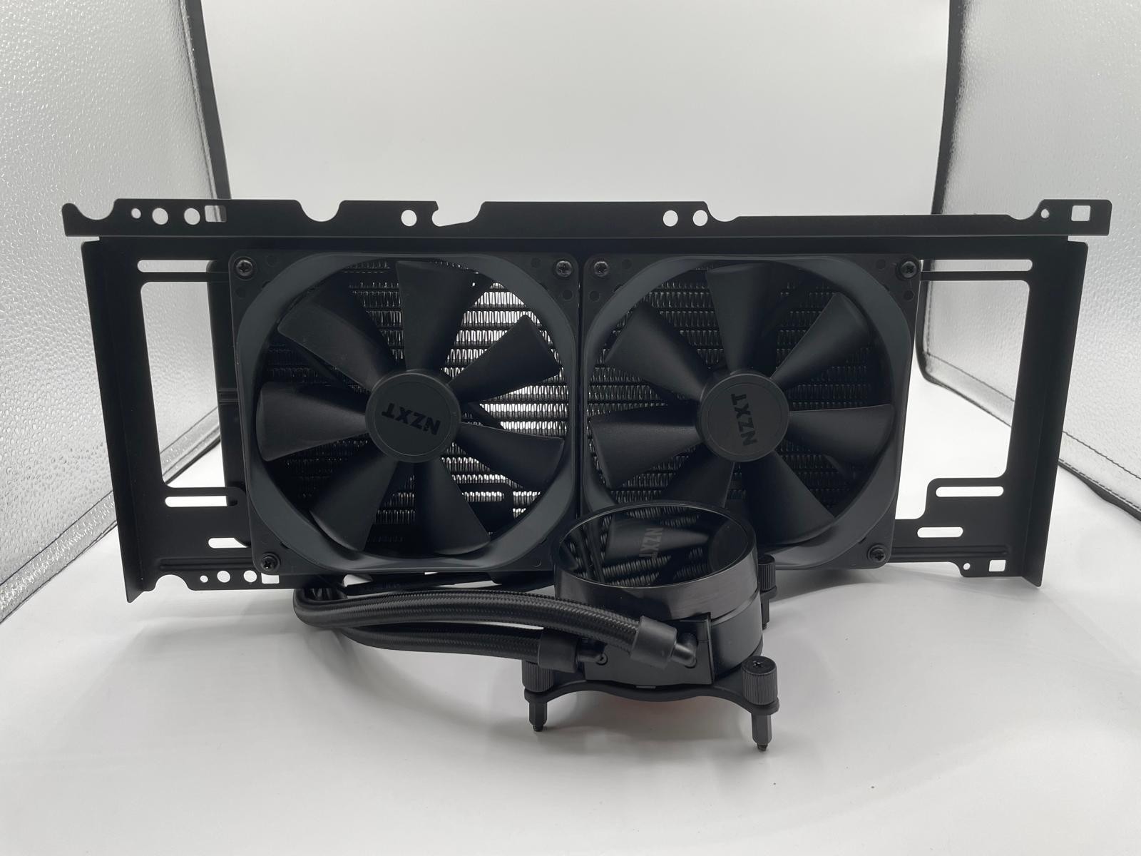 Kraken X62 All-in-One 280mm CPU Liquid Cooling System, Black (RL-KRX62-02)