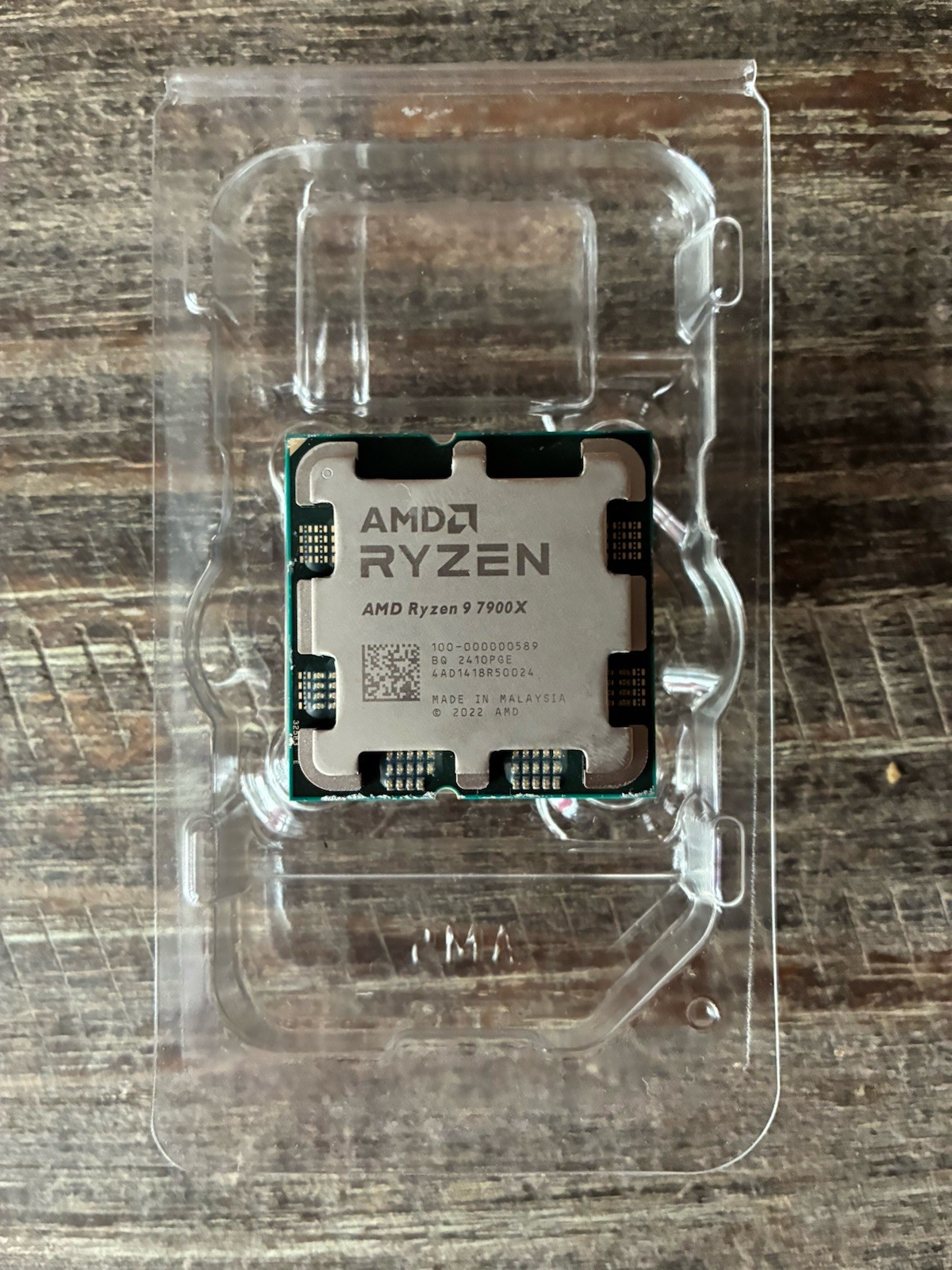 AMD Ryzen 9 7900x Processor (5.6 GHz, 12 Cores, LGA 1718/Socket AM5) Box -…