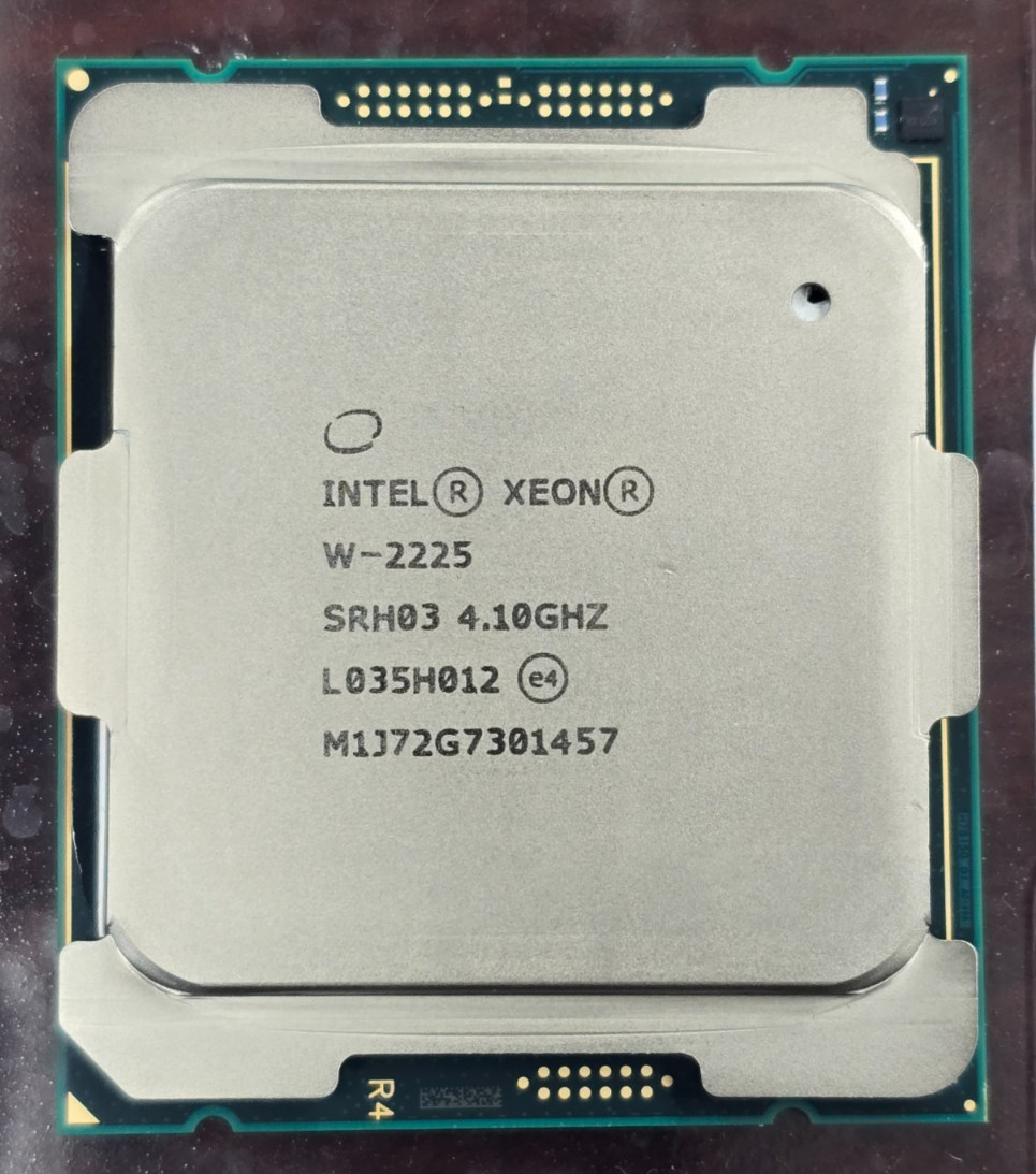 (1) Intel Xeon W-2225 SRH03 4.10GHz 4 Core LGA2066 CPU Processor, Tested