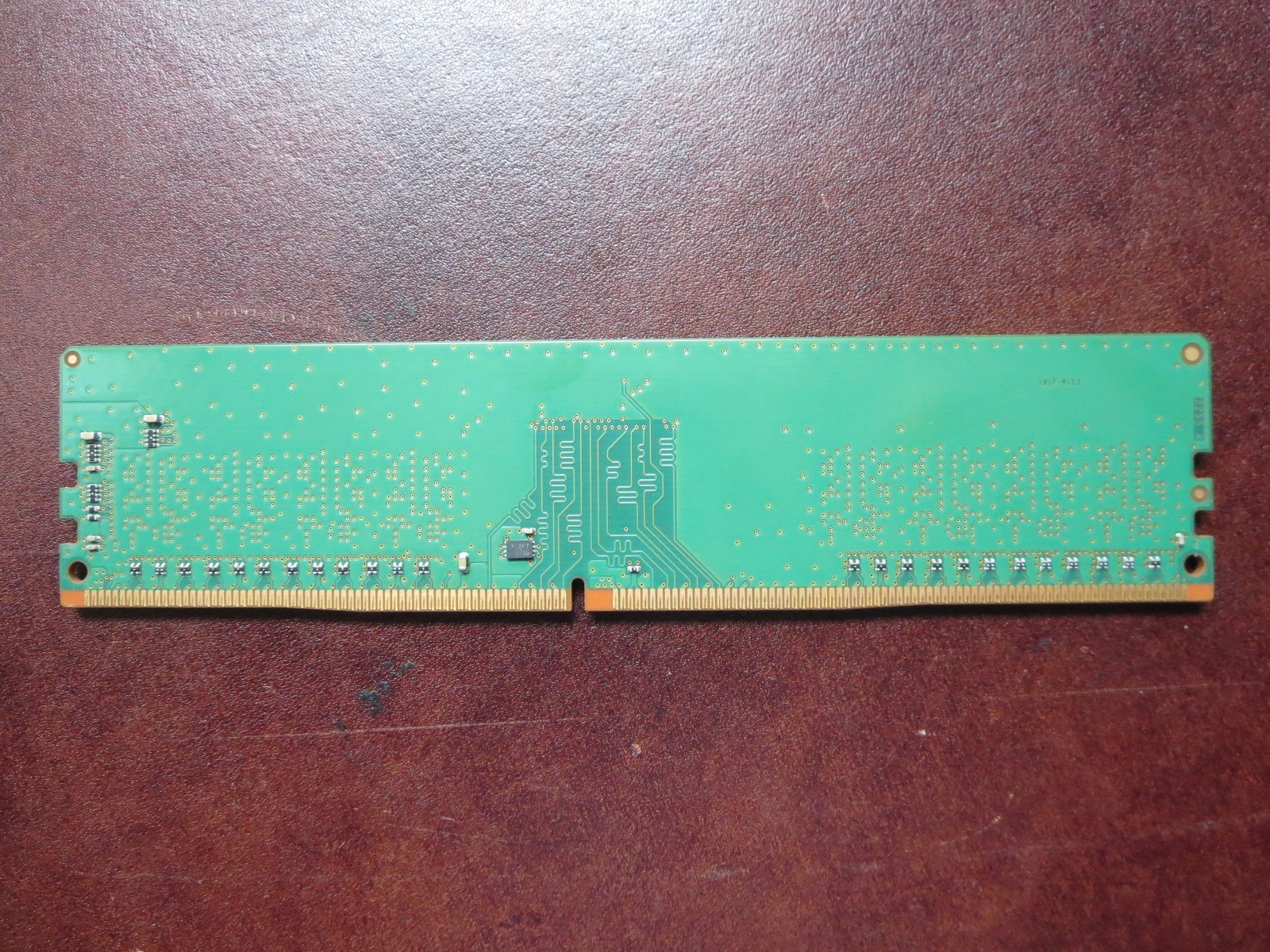 Micron DDR4-2666 DIMM 8GB 288-Pin Memory Module MTA8ATF1G64AZ-2G6H1