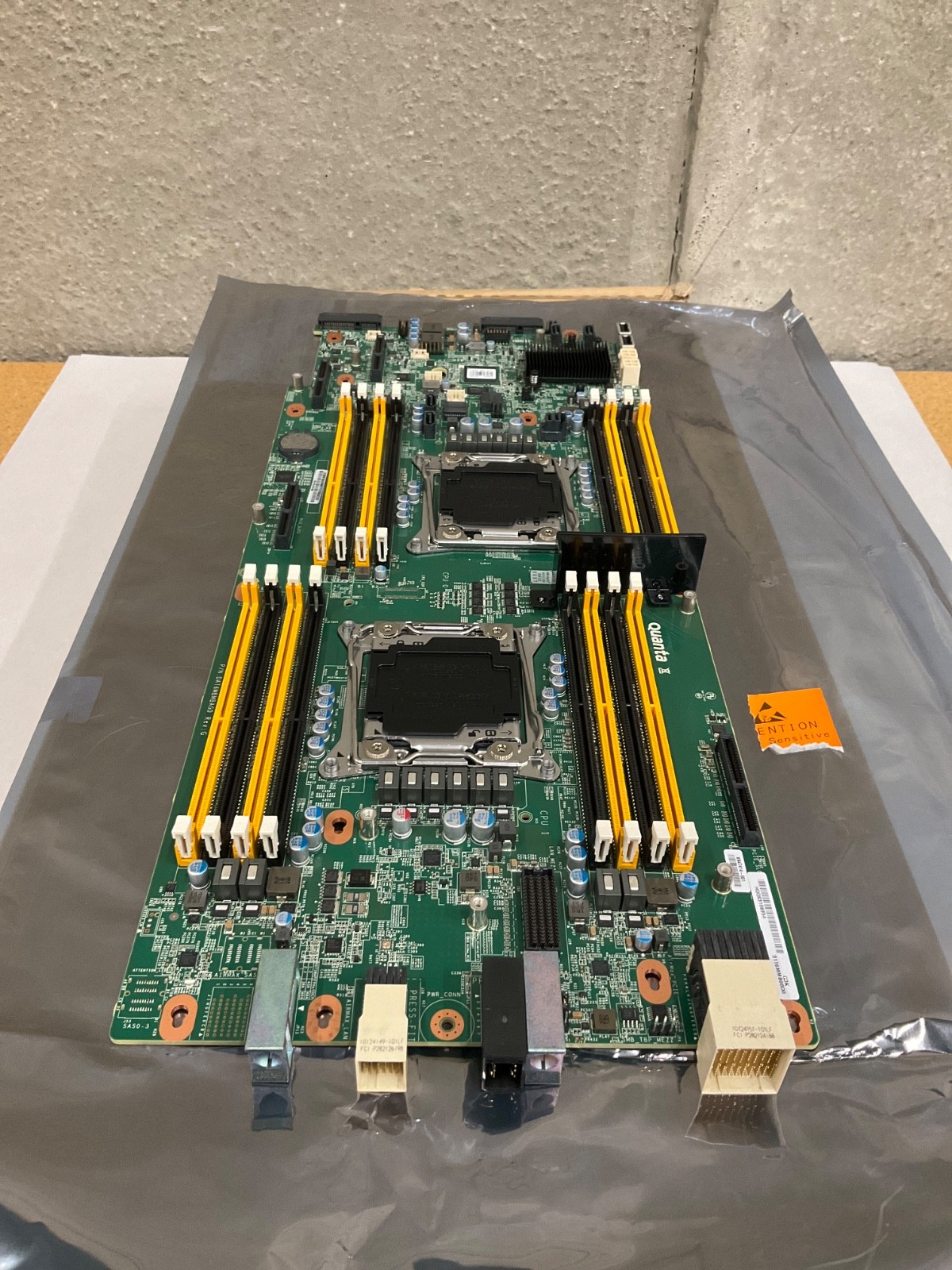 Dell Quanta DAT6MBMBAGO Dual Socket LGA 2011-3 Motherboard