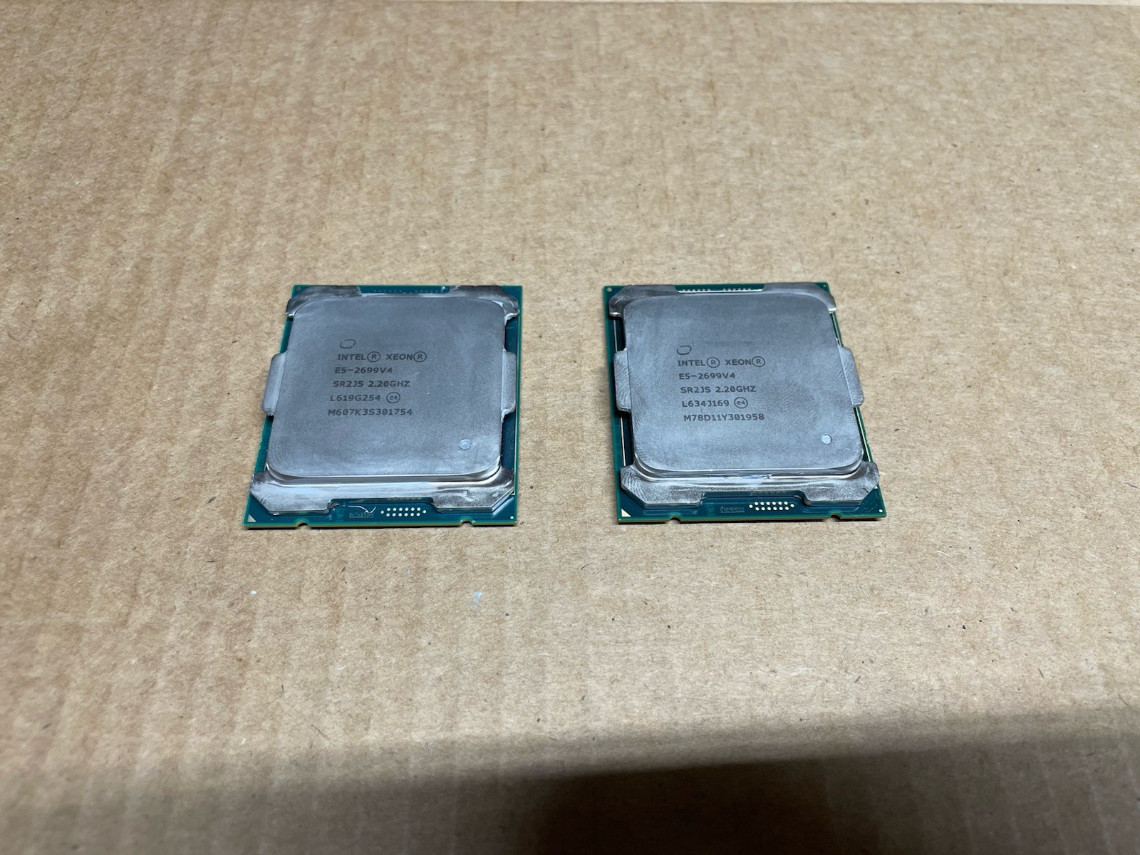 Intel Xeon E52699 V4 220GHz 22Core LGA20113 Processor set of 2 G2U