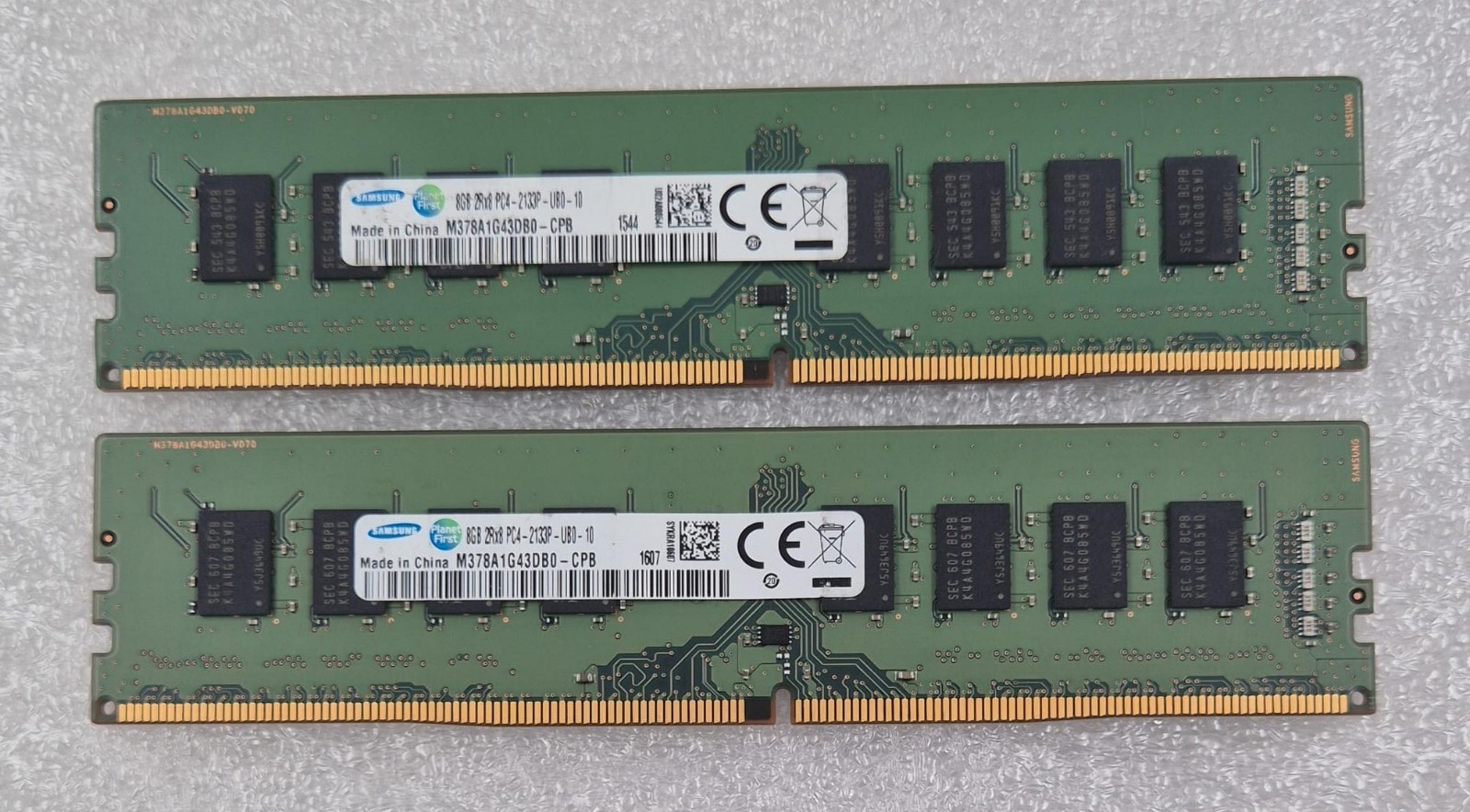 [LOT 2 PCS] Samsung 8GB 2Rx8 PC4-2133P M378A1G43DB0-CPB PC Desktop Memory RAM