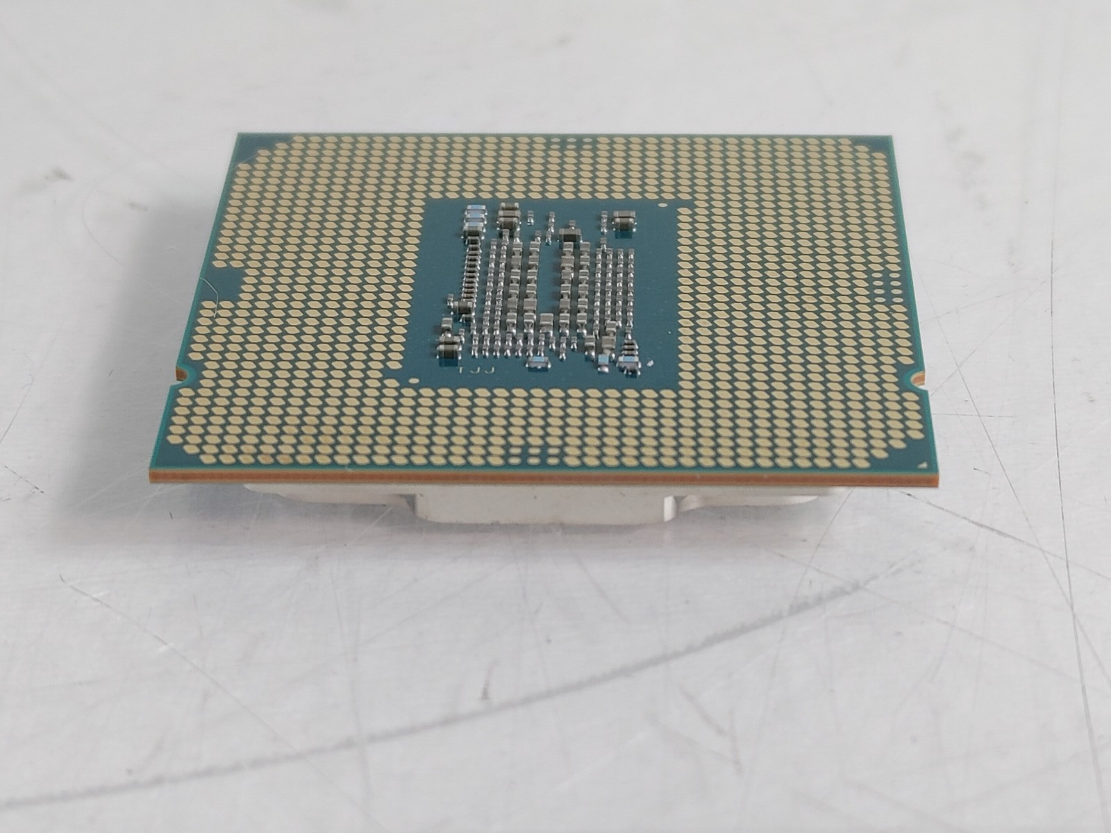 Intel Xeon W-1250 3.30 GHz LGA 1200 Desktop CPU Processor SRH48