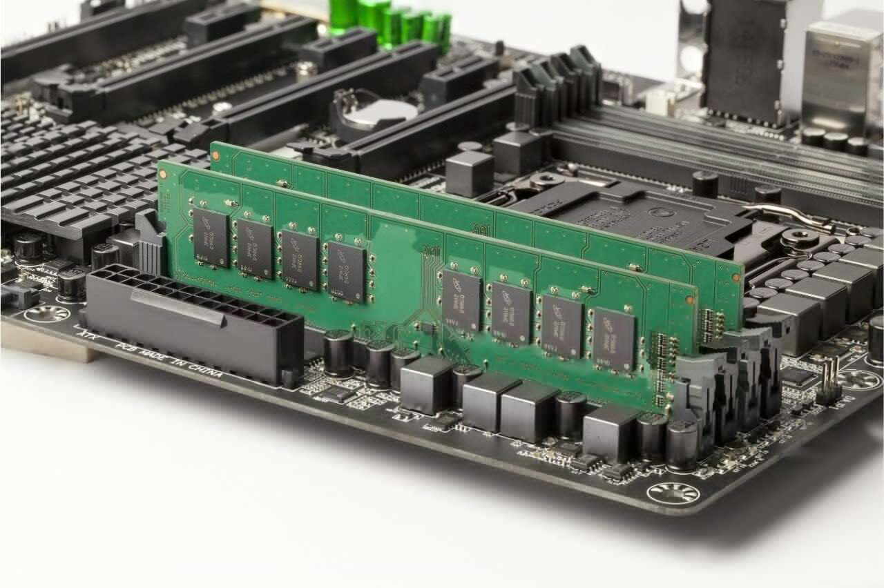 Crucial DDR4 8GB 2133 Mhz PC4-17000 288pins Desktop Memory Dimm Ram 1.2V 1 X 8GB