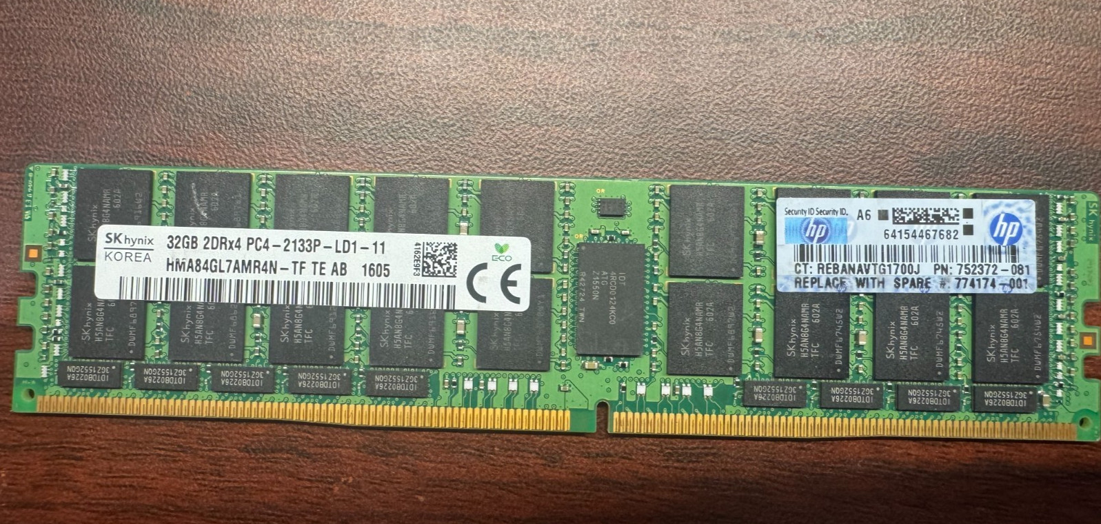 SK Hynix 32GB DDR4 PC4-2133P ECC Registered RDIMM 288-Pin
