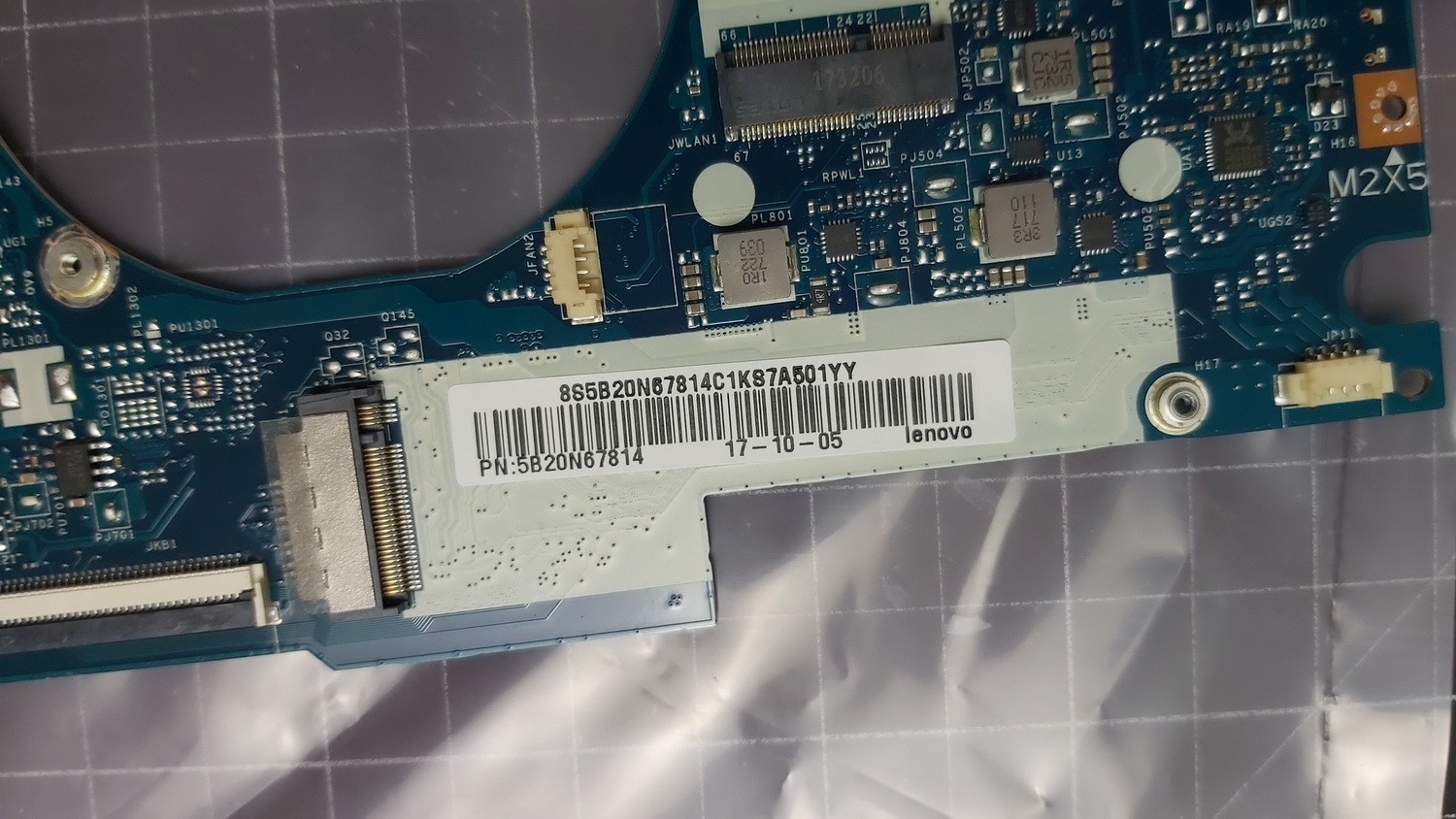 Lenovo Yoga 720-15IKB i7-7700HQ 2.8GHz 8GB Motherboard 5B20N67814