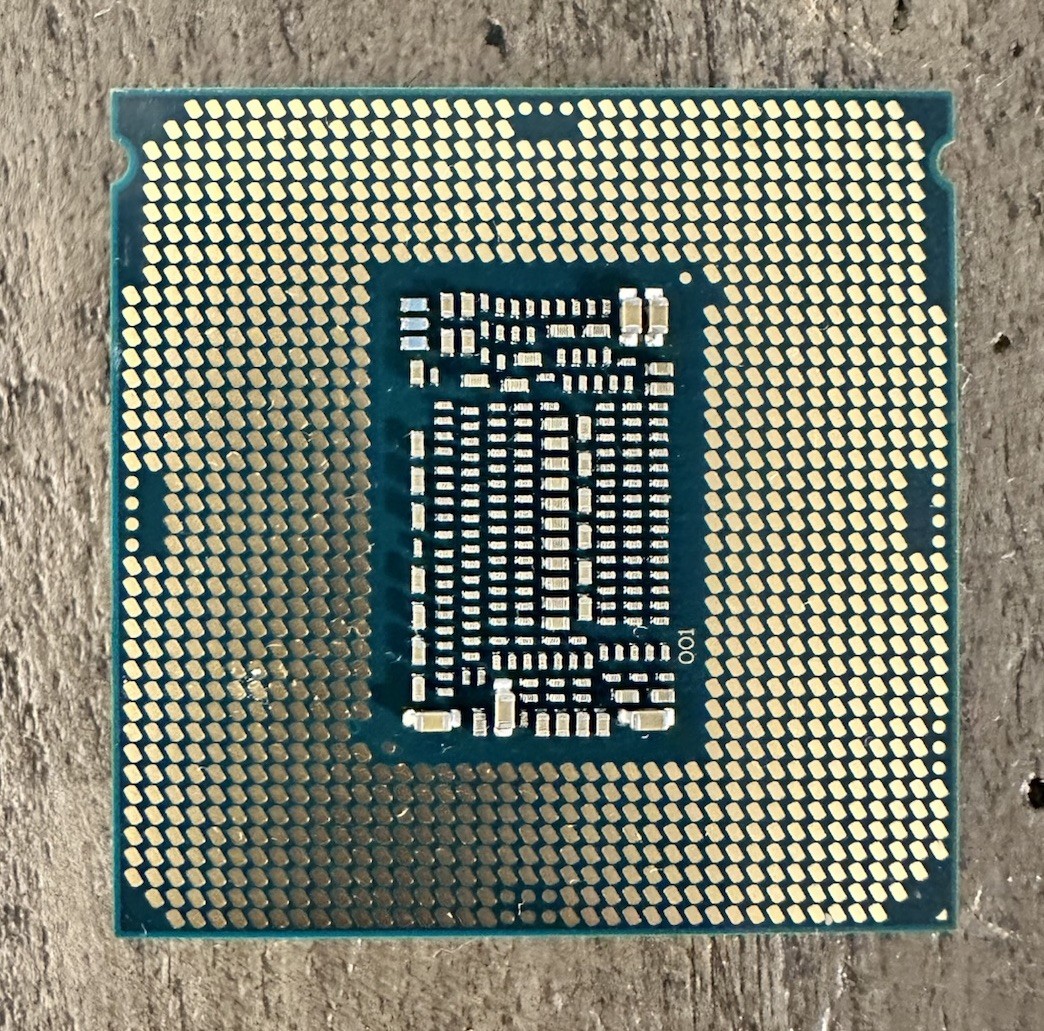9Th Gen Intel Core i5-9500 LGA 1151 CPU Processor 3.0GHz up to 4.4GHz 6Core 9MB