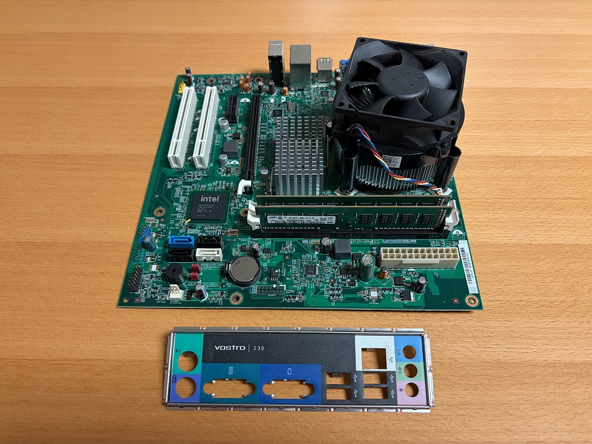 Dell Vostro 230 Motherboard – 07N90W w/ CPU, Heatsink+Fan, Memory, and Faceplate