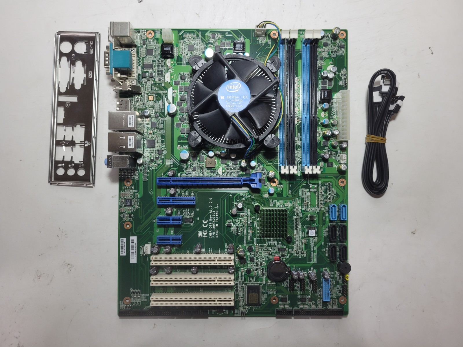 IMBA-Q77 Motherboard Core i7-3770, 4GB RAM, IO Shield #1394