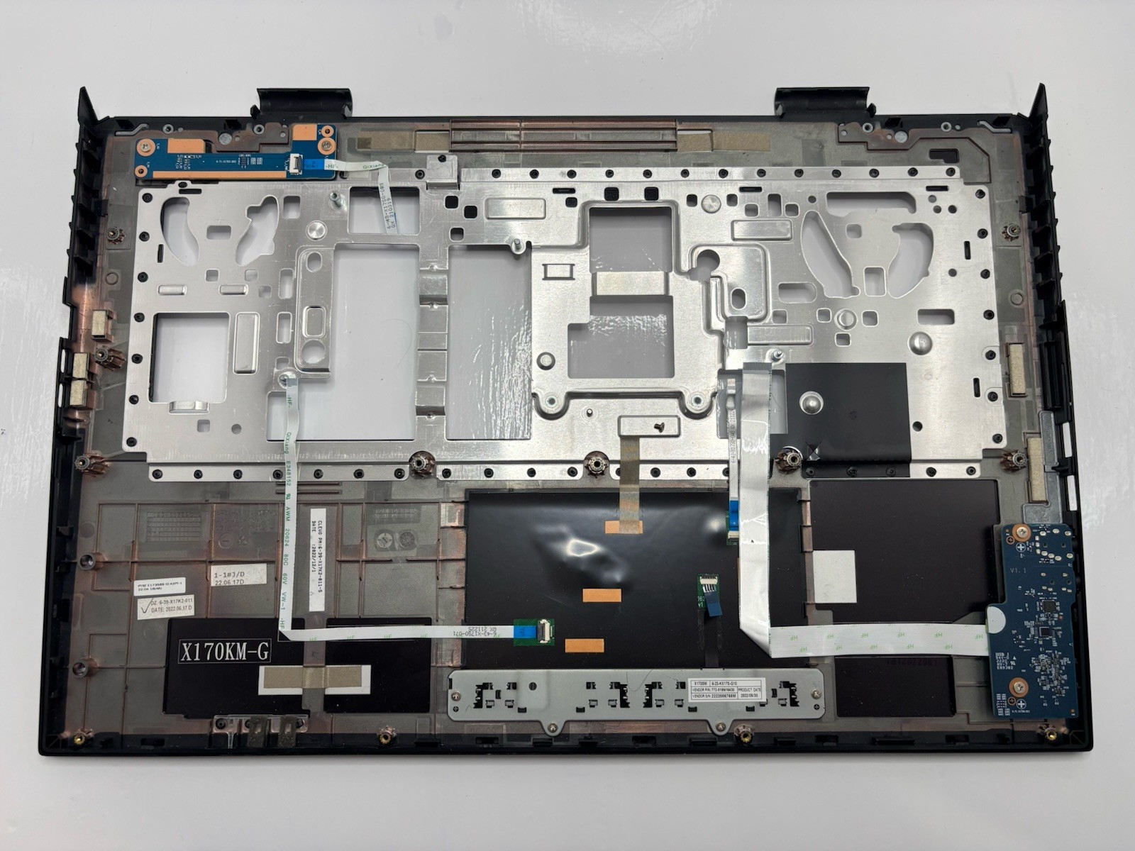 Palmrest and touchpad CLEVO X170KM/SAGER NP9672/ORIGIN PC EON17-X