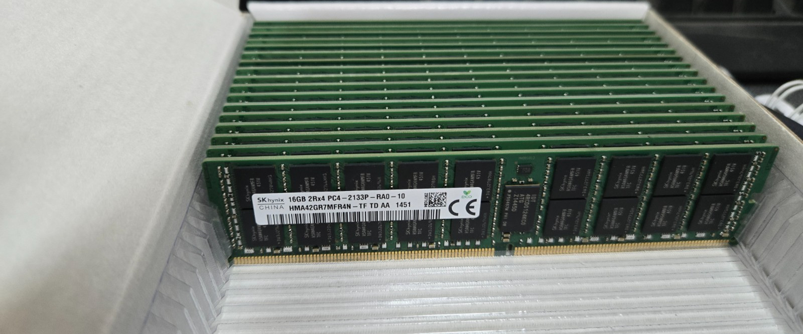 8x SK Hynix HMA42GR7MFR4N-TF 16GB 2Rx4 PC4-2133P ECC REG Server Memory
