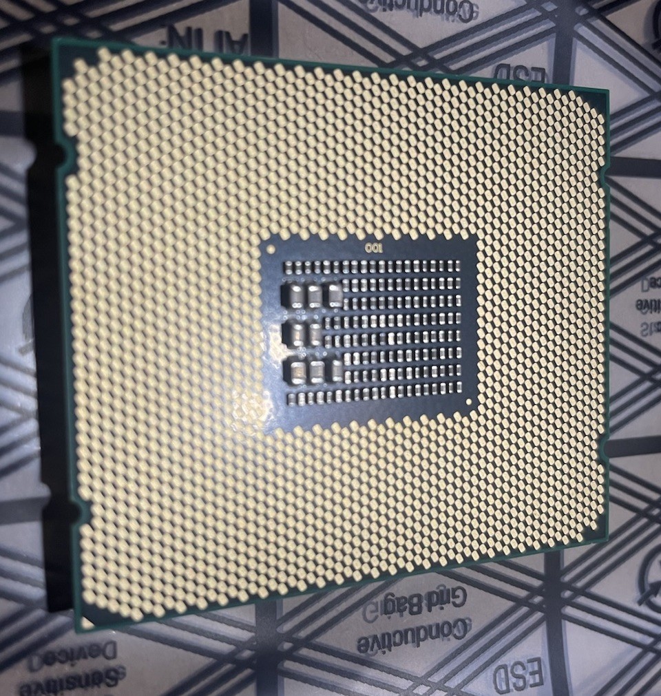 Intel Core i7-6950X CPU | 10 Cores | 20 Threads | 3.5GHz | Intel 2011-3 Socket