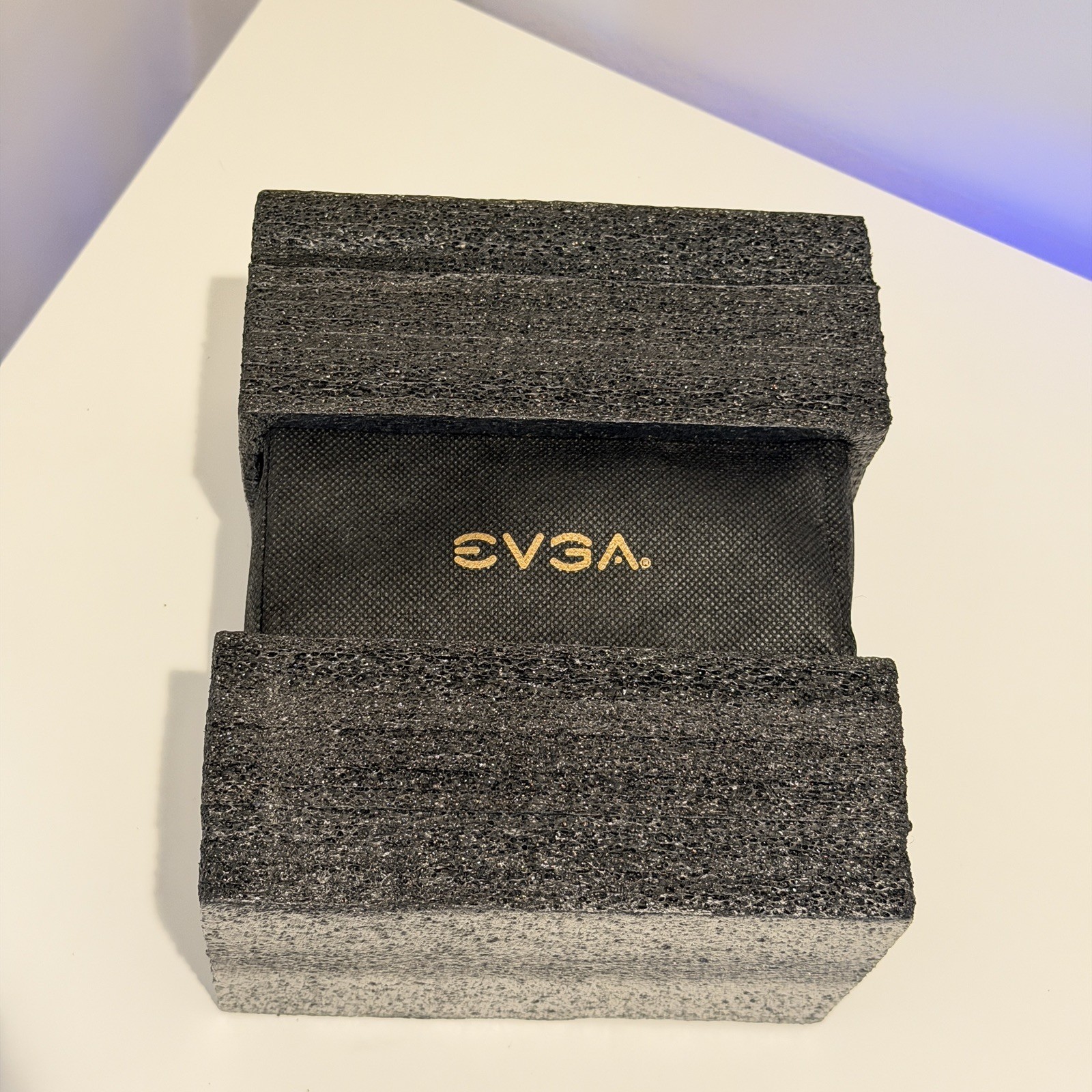 EVGA SuperNOVA 1000 G3 80+ GOLD 1000W Fully Modular Power Supply – Black