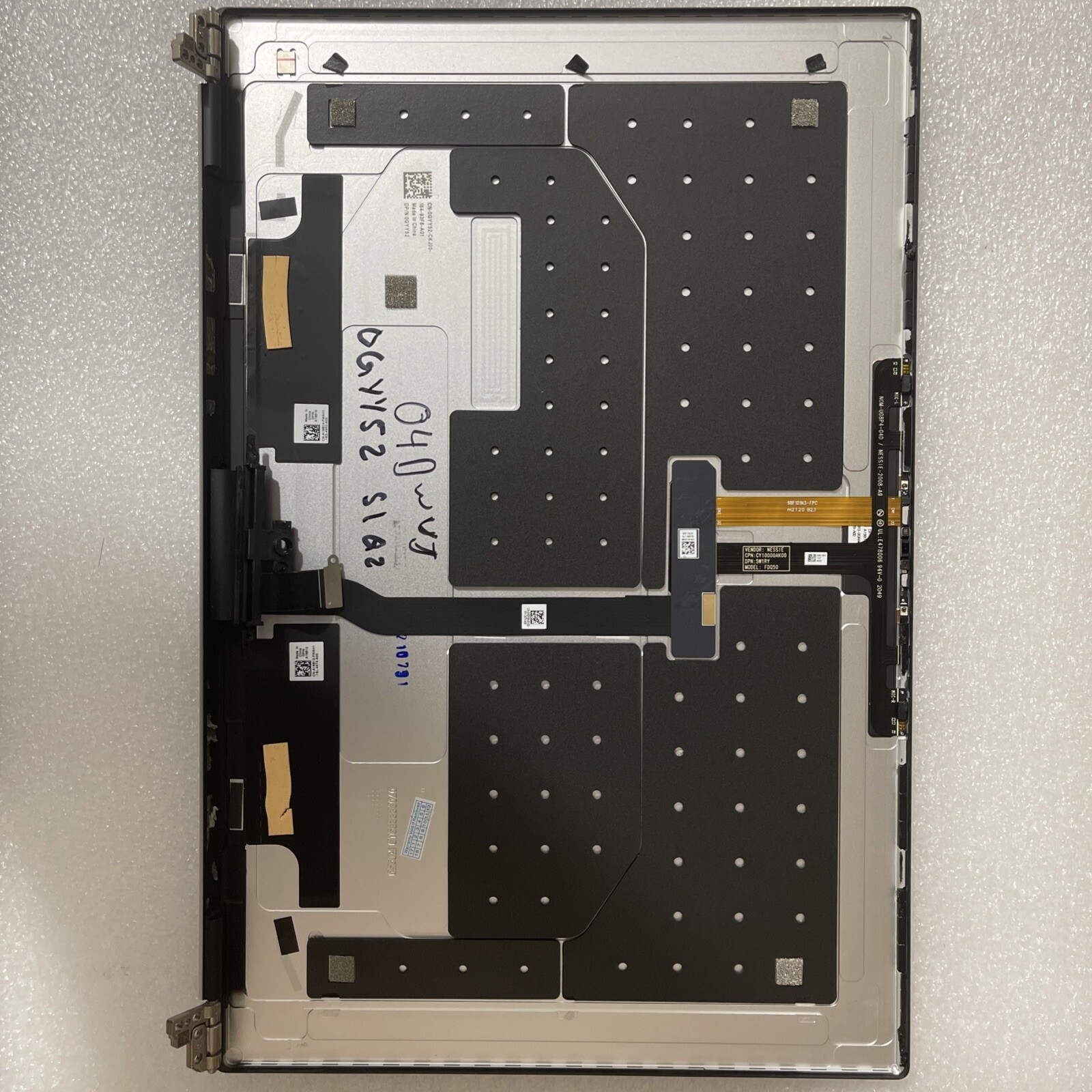 Dell XPS 15 9500 LCD Back Cover Panel w/ Hinges+camera IVC03 GYY52 0GYY52 S1Q2