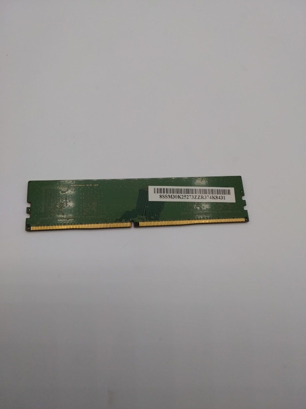 Samsung 4GB DDR4 RAM stick ( M378A5244CB0-CRC ) WR3226C