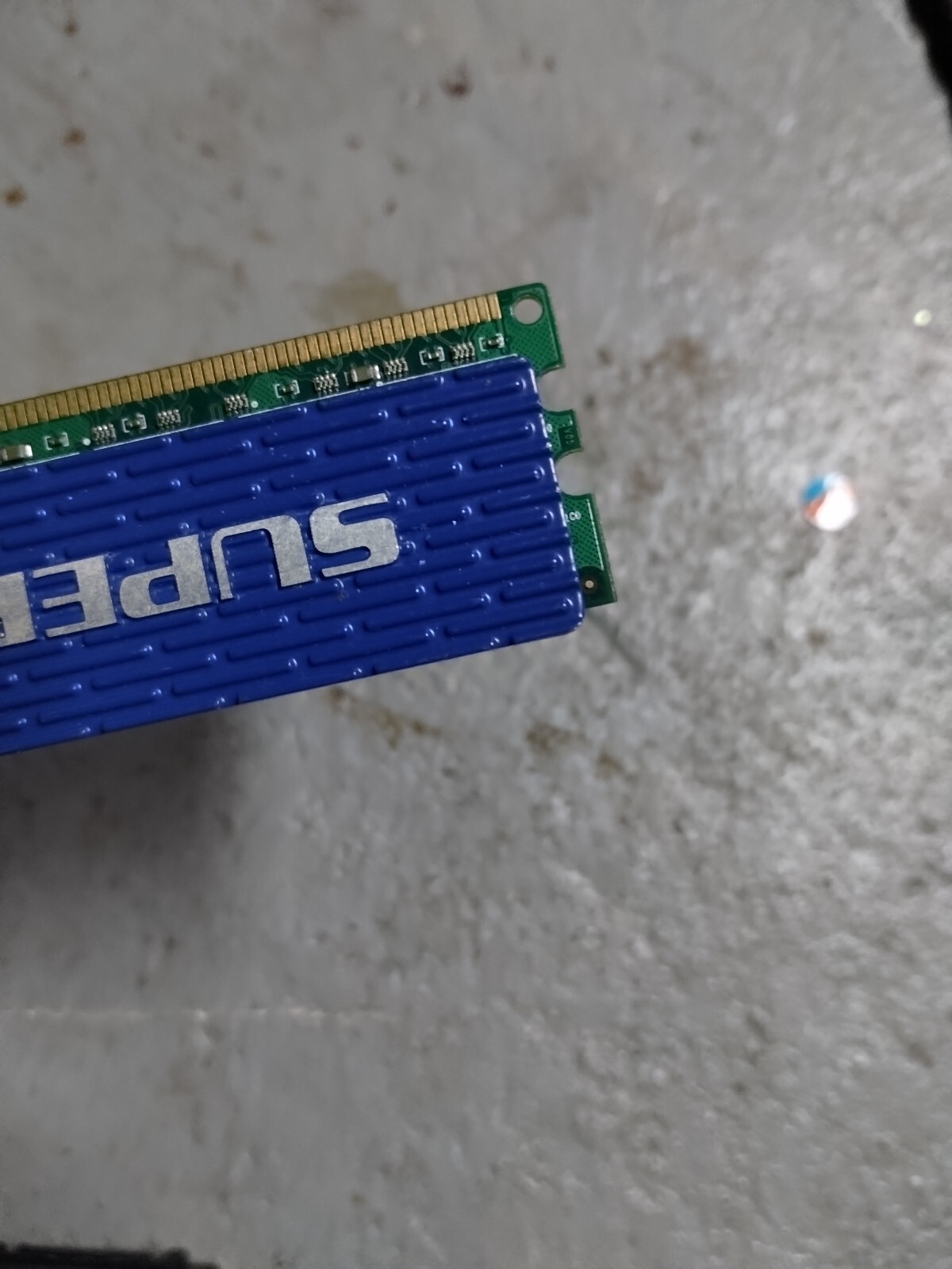 Super Talent DDR2-800 2 GB 128×8 CL5 Memory T800UB2GC5