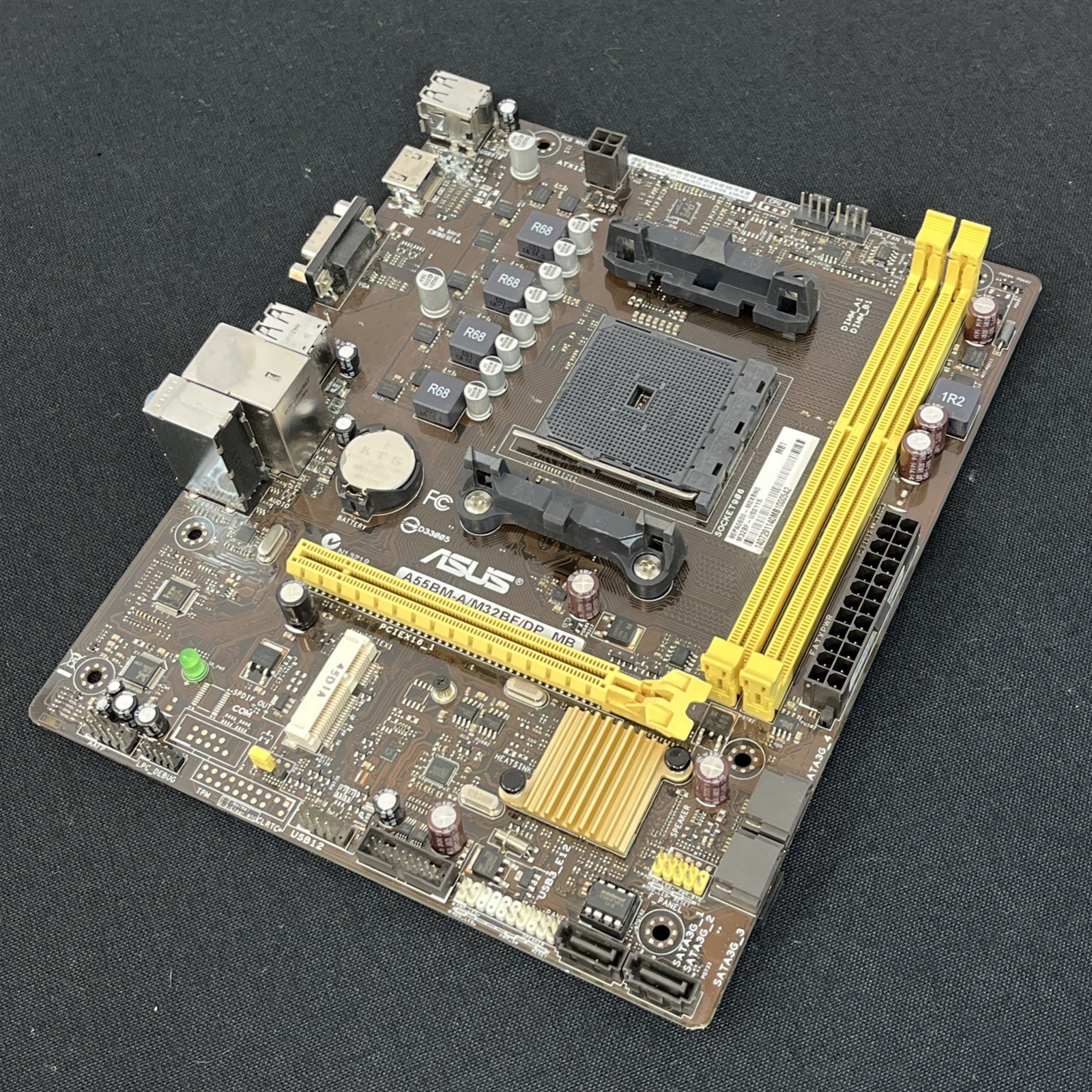ASUS A55BM-A/M32BF/DP_MB Desktop Motherboard: AMD Socket FM2+, mATX, DDR3