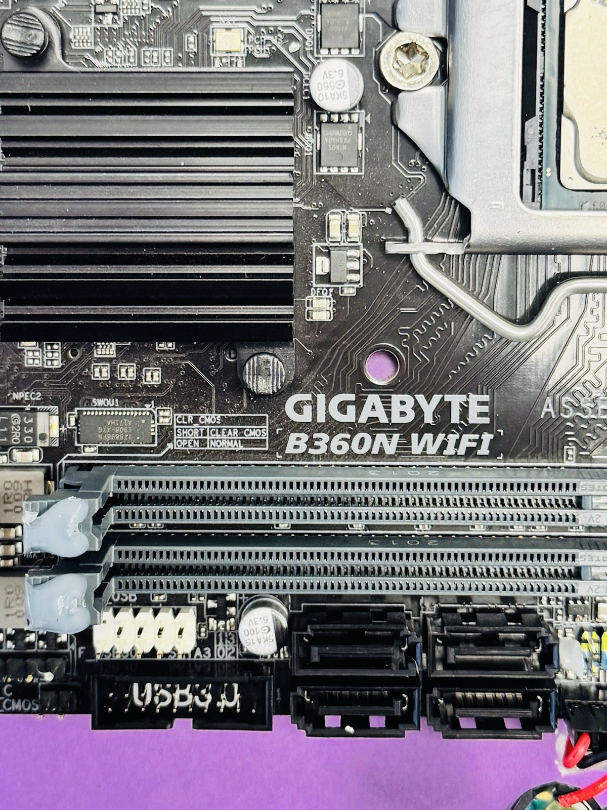 Gigabyte B360N Wifi Motherboard B360 w/Heatsink + I/O Shield