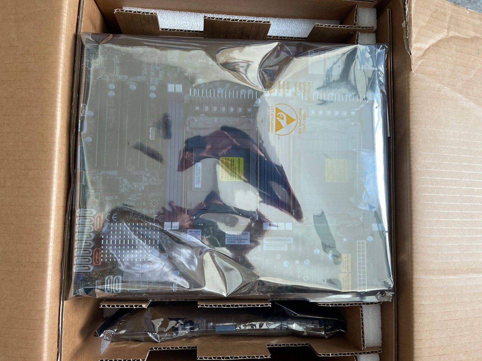 Supermicro X12DPL-i6 ATX Motherboard Intel C621A Chipset Dual Socket LGA-4189