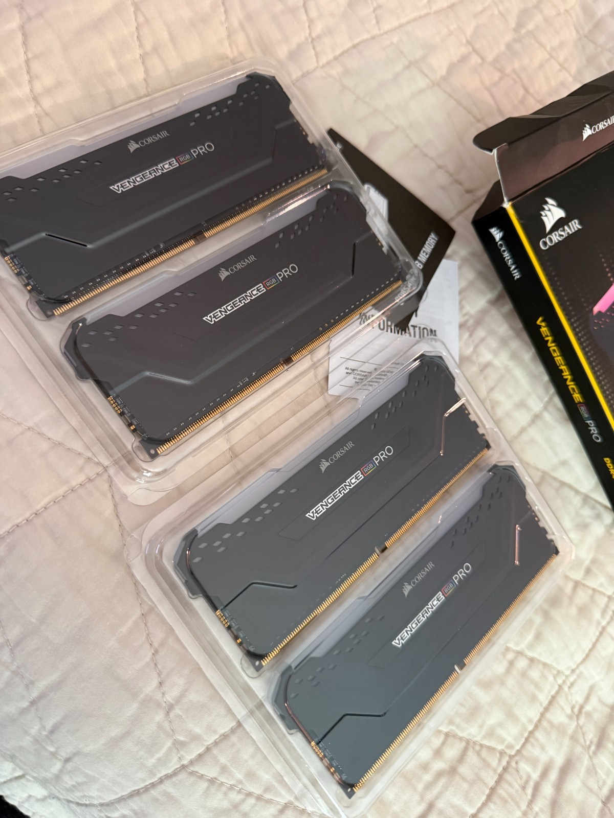 Corsair Vengeance 32gb DDR4 4000