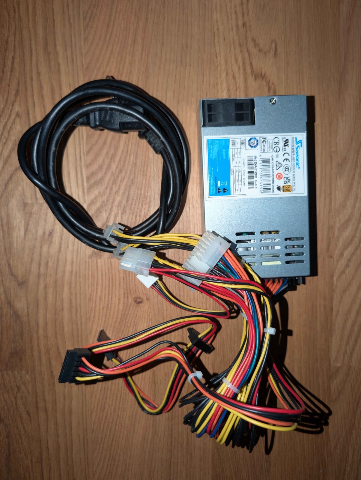 Seasonic SSP-300SUG FLEX ATX12V/EPS12V 80+ Gold APFC 300W 1U Mini Power Supply