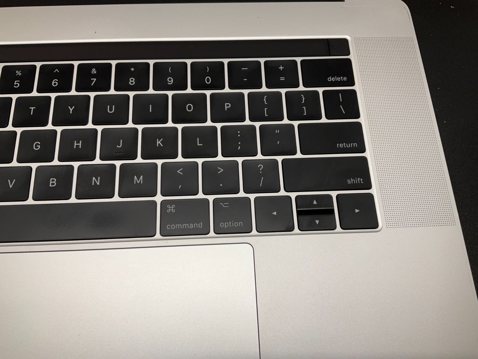 MacBook Pro 15″ A1707 Top Case + Touchpad +Keyboard +Battery+Fan +Speaker