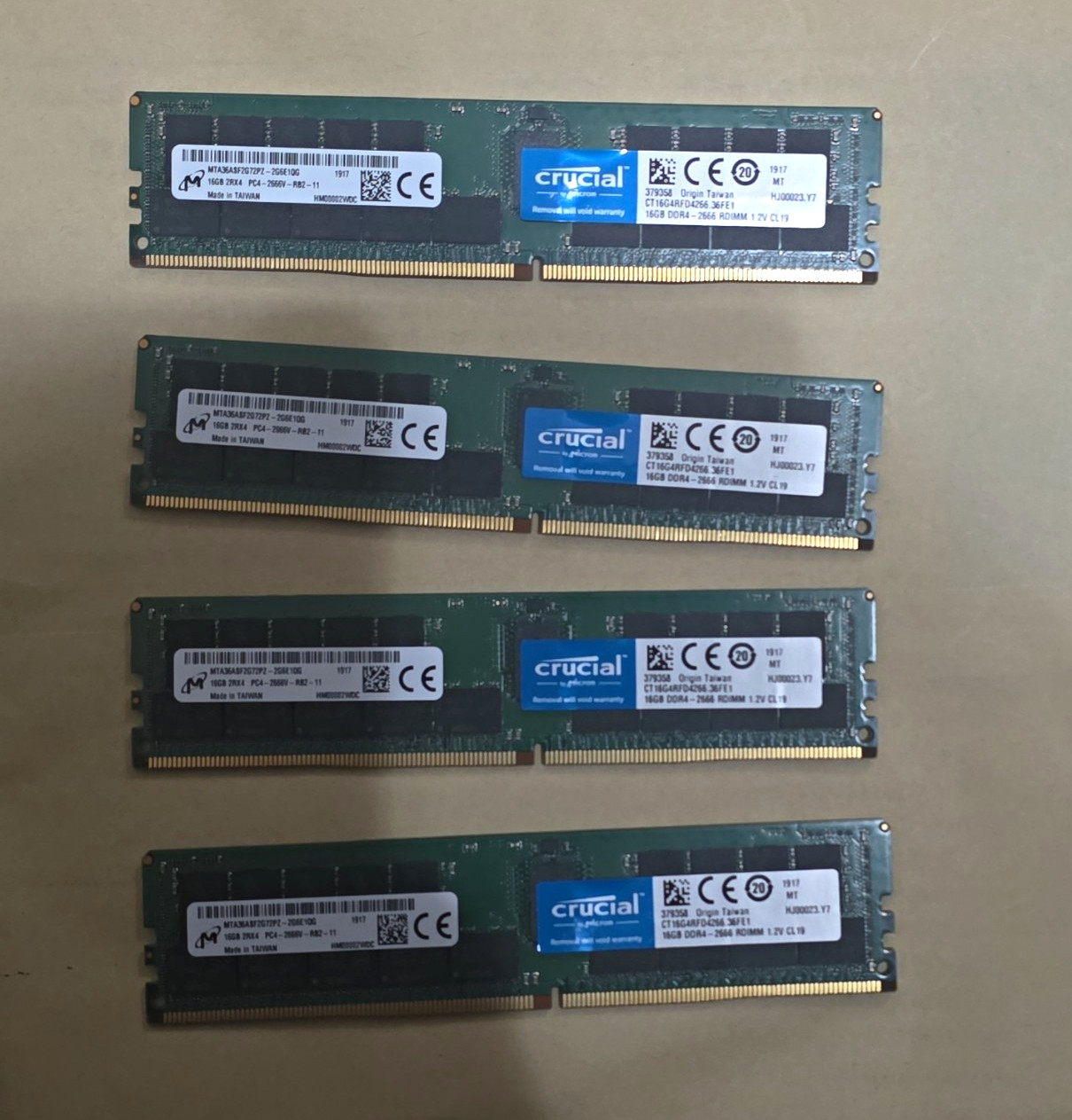 Crucial 64GB (4x16GB) DDR4-2666 PC4-2666V 288-Pin UDIMM CT16G4DFRA266