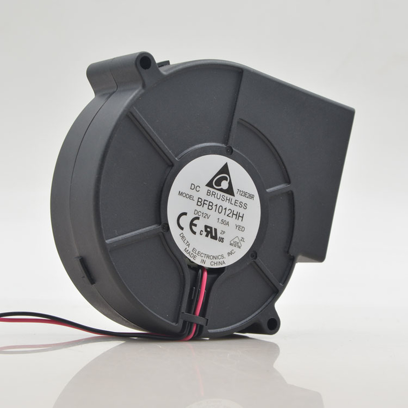 1pc Delta 12v 1.5A BFB1012HH 9733 9.7cm Blower Fan