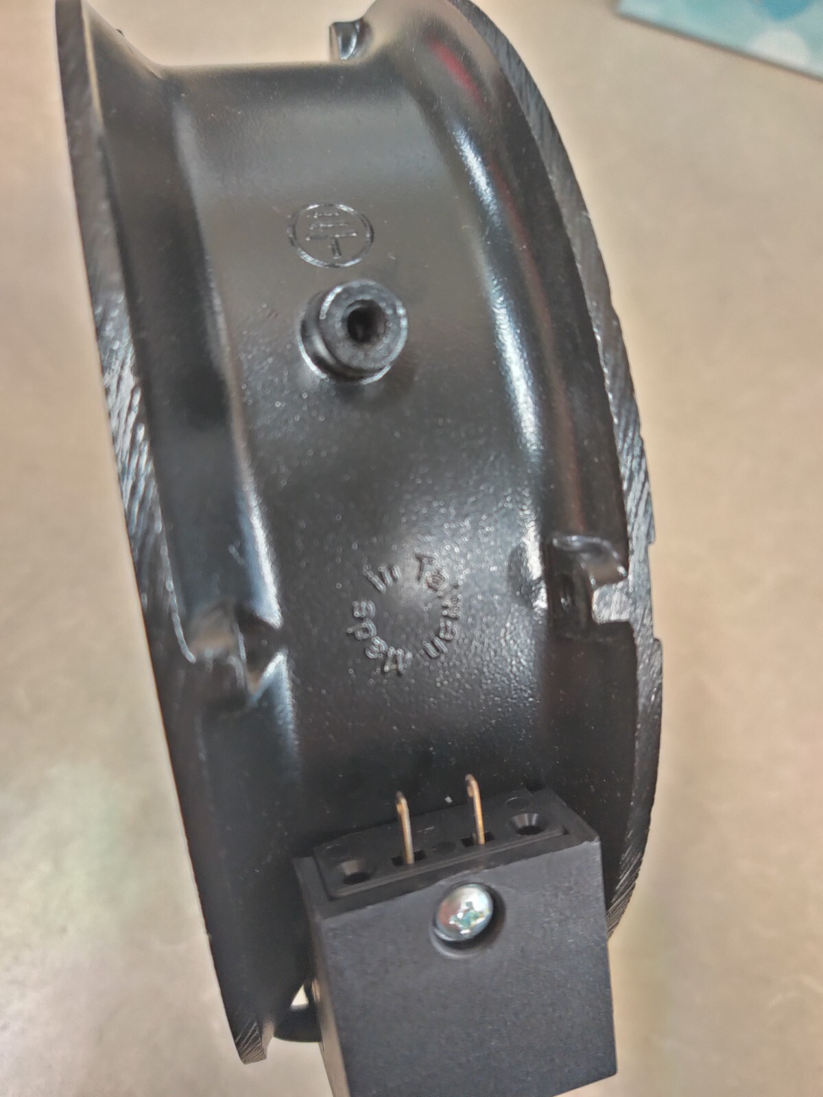 y.s. tech U.S.A. 140mm (5-5/8″) cooling fan 100-120volt