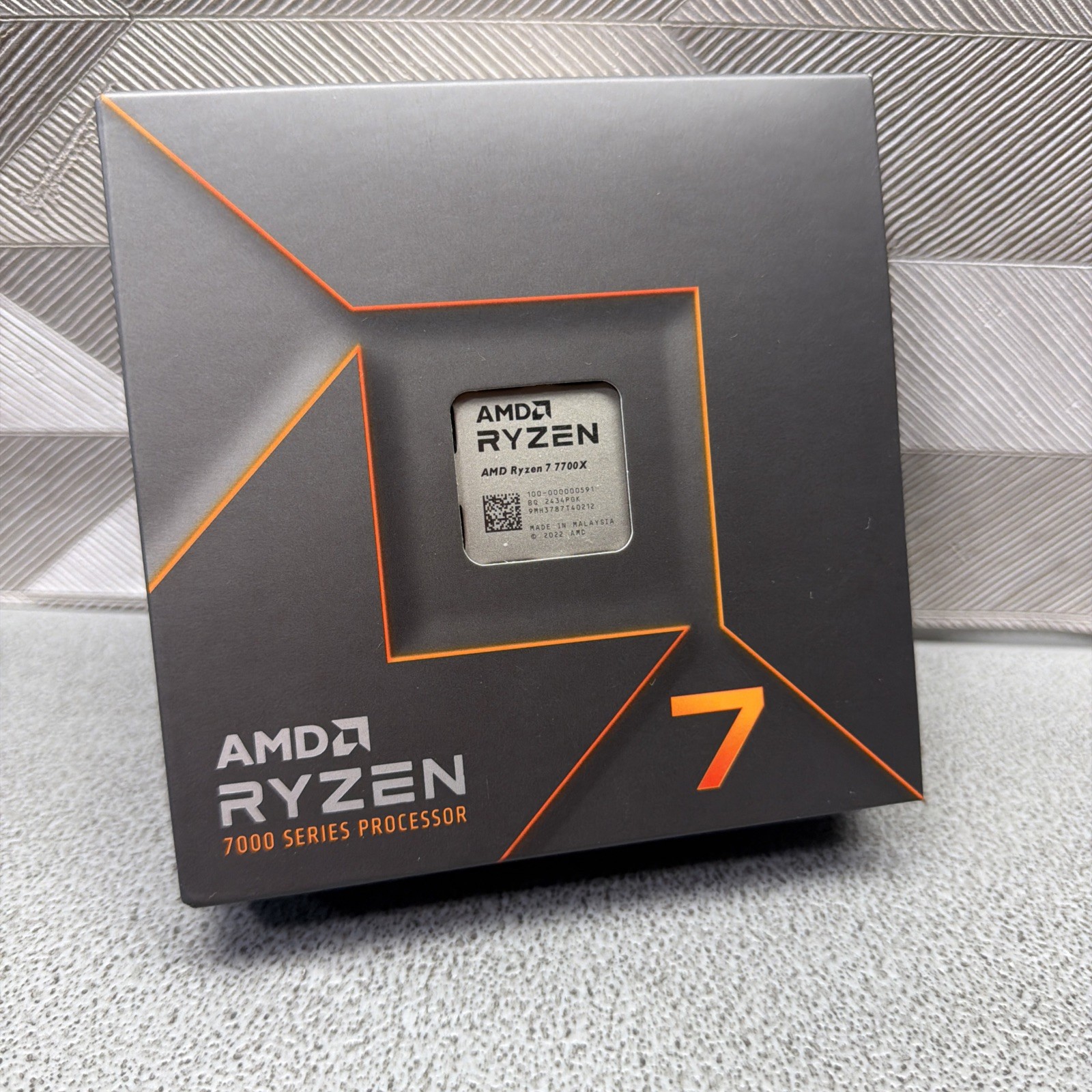AMD Ryzen 7 7700X Raphael AM5 4.5GHz 8-Core Boxed Processor ( NO COOLER )