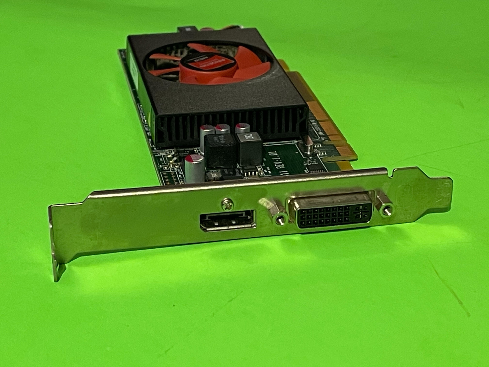 Dell Radeon R5 240 1GB GDDR3 DVI DisplayPort PCIe Full-Height Graphics Card