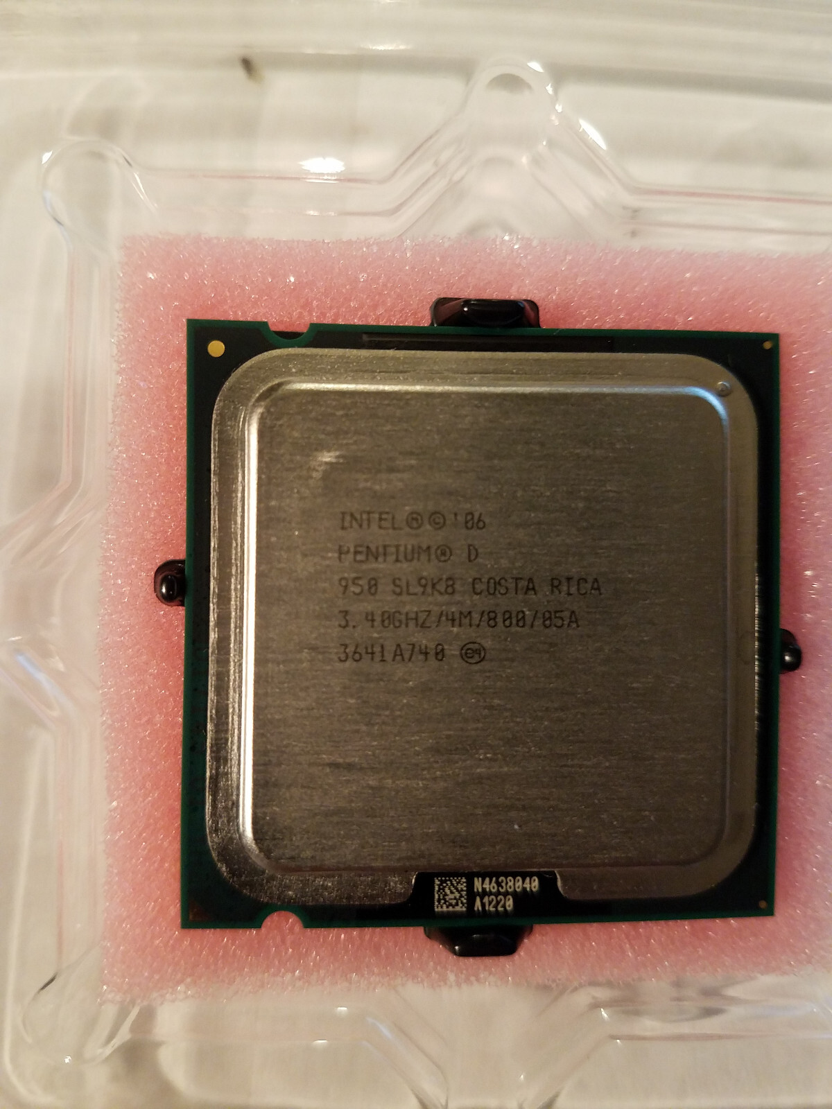 Intel Pentium D 950 2 core 4 MB L2 Cache 800MHz 3.4 GHz LGA 775 CPU SL9K8