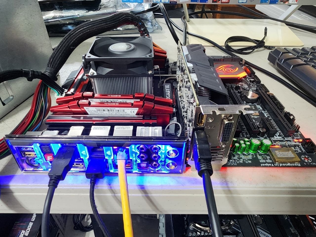 GIGABYTE X99 Gaming G1 WIFI Motherboard + 16GB DDR4 I7 5930K LPV026
