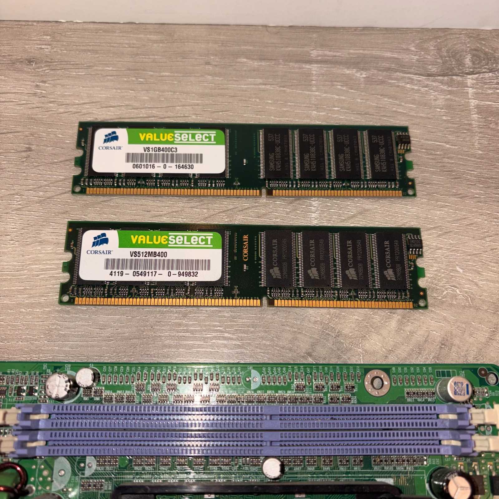 Jetway K8M8MSR2 Motherboard W/Two Value Select VS512MB400 & VS1GB400C3 & Fan