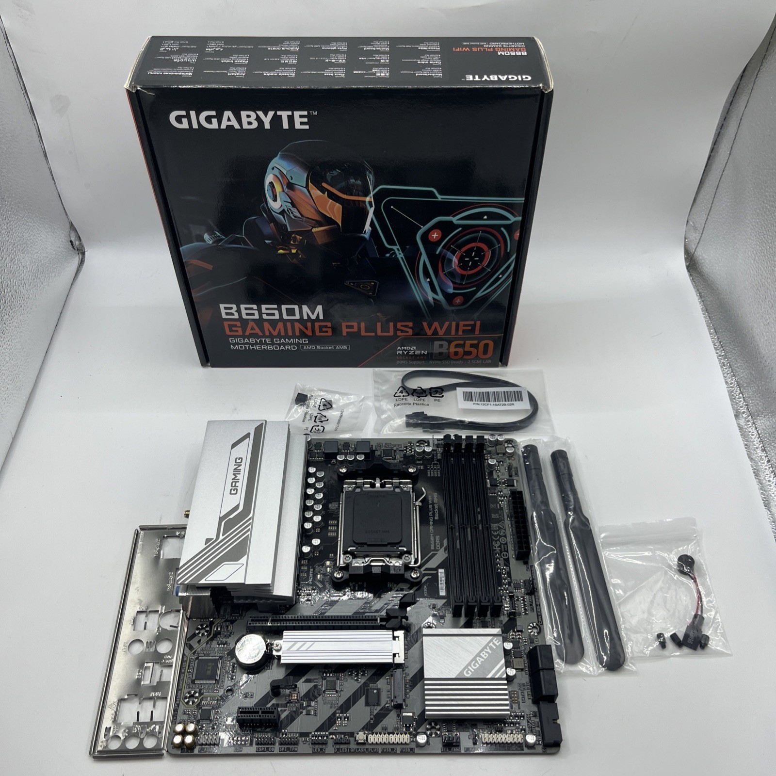 GIGABYTE B650M GAMING PLUS WIFI AM5 LGA 1718 AMD ATX, DDR5 Motherboard