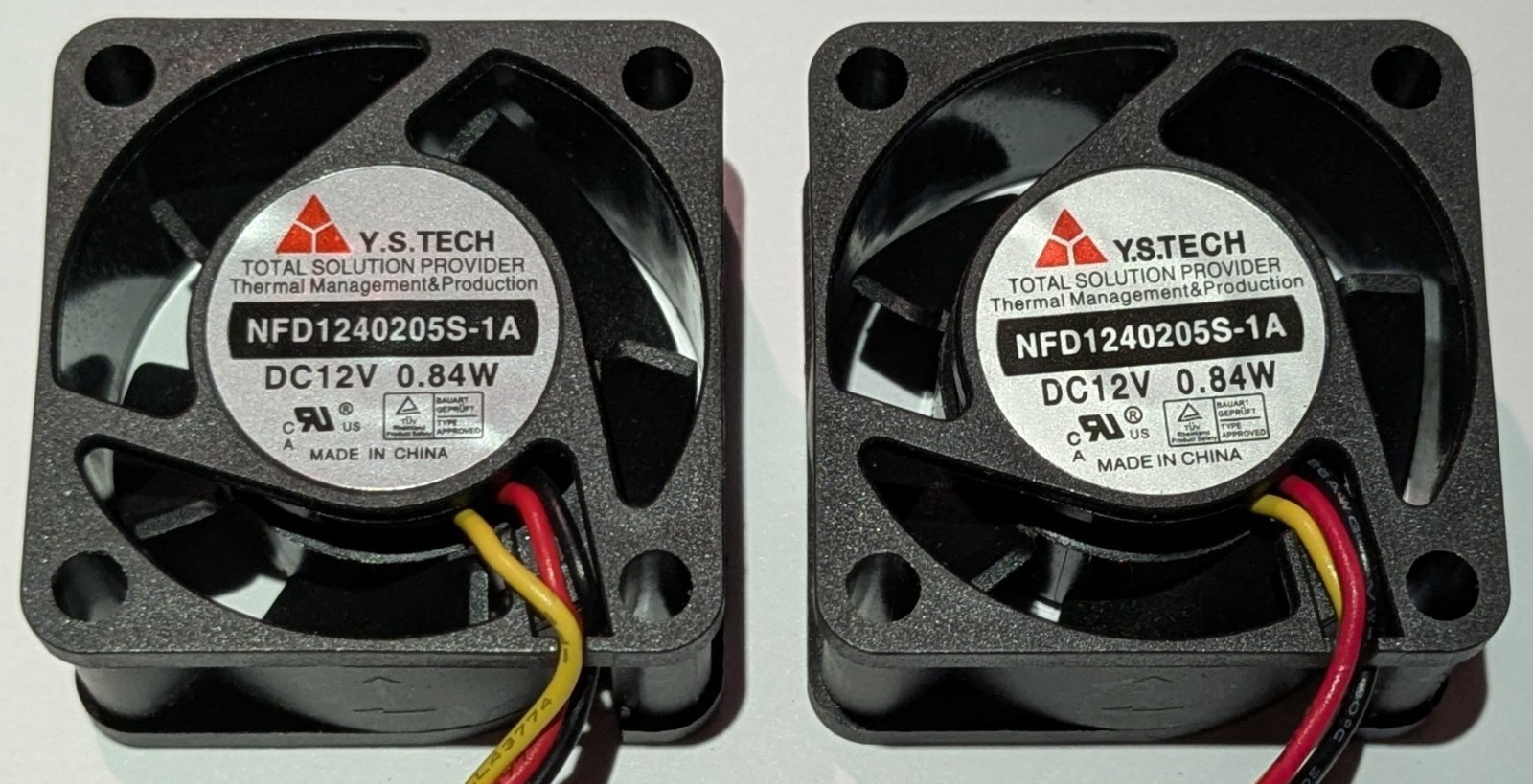 2X Y.S. Tech 40 mm x 20 mm Cooling Fan – 12 V – 6 CFM – 5000 RPM – 3 Pin Connect