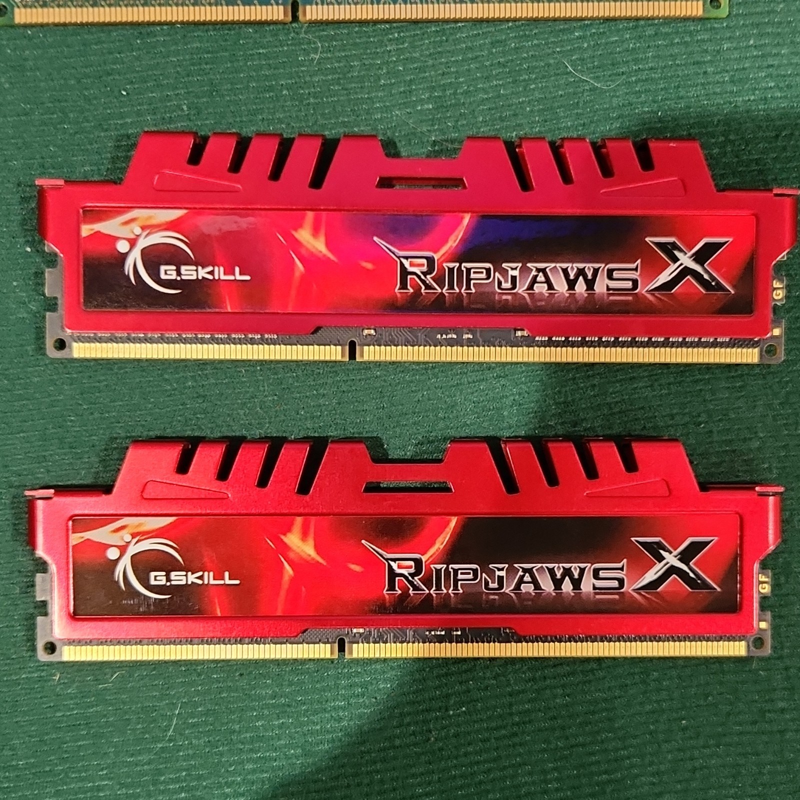 G.SKILL Ripjaws X 8GB (2x4GB) DDR3-1600 PC3-12800 240-Pin XMP
