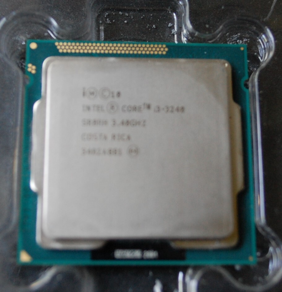 Intel Core i3-3240 Chip 3.4 GHz / 1155 / 3MB / SR0RH / 3rd Gen / Genuine Fan