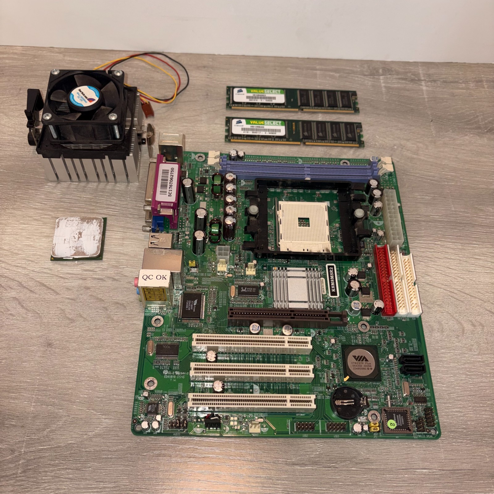 Jetway K8M8MSR2 Motherboard W/Two Value Select VS512MB400 & VS1GB400C3 & Fan