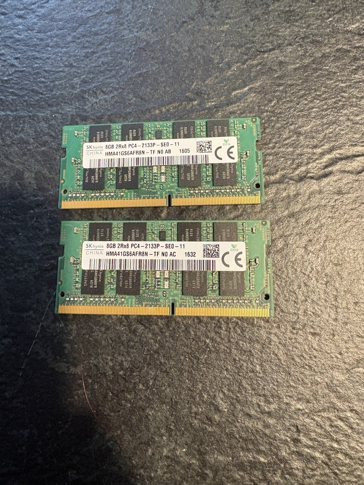 SK Hynix 16GB (2x8GB) SODIMM DDR4 Laptop Memory Kit 2133MHz HMA41GS6AFR8N
