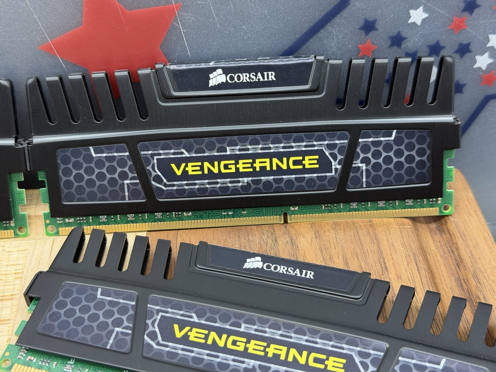 Corsair Vengeance 32GB (4x8GB) RAM DDR3 1866MHz CMZ32GX3M4X1866C10R *SET OF 4*