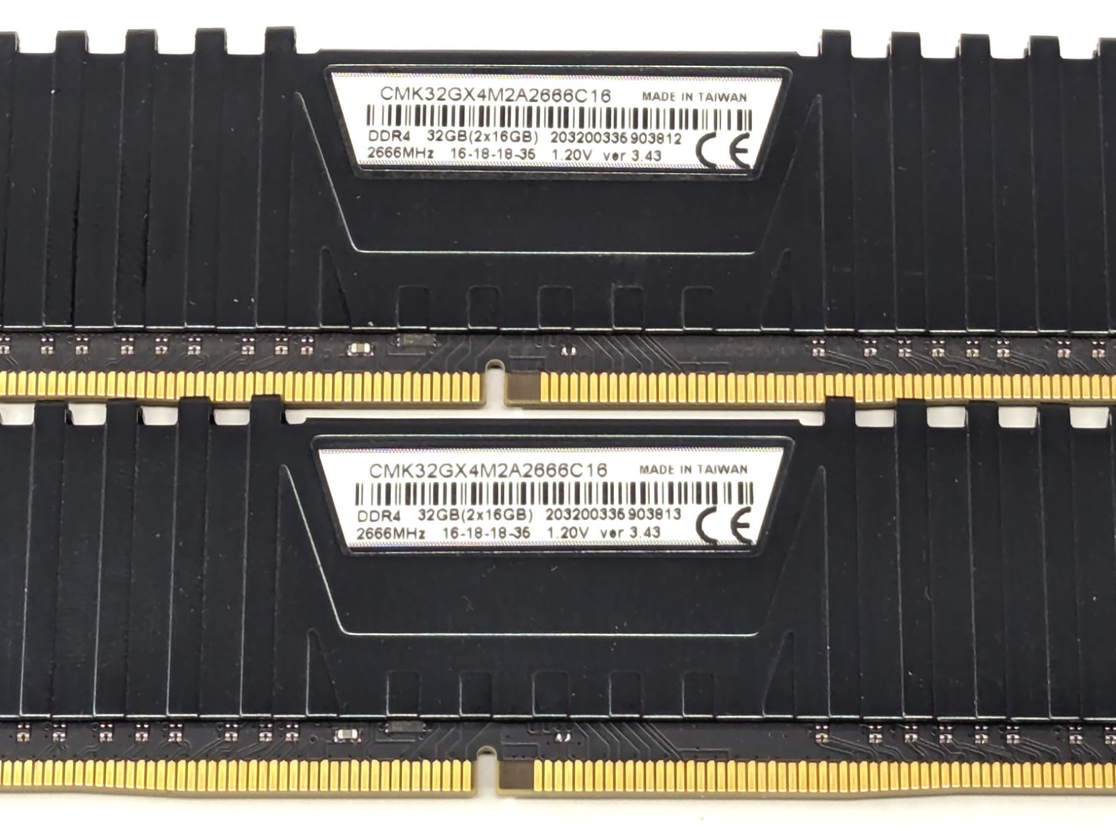 Corsair Vengeance LPX 32GB (2x16GB) DDR4-2666 CMK32GX4M2A2666C16 – Fully Tested