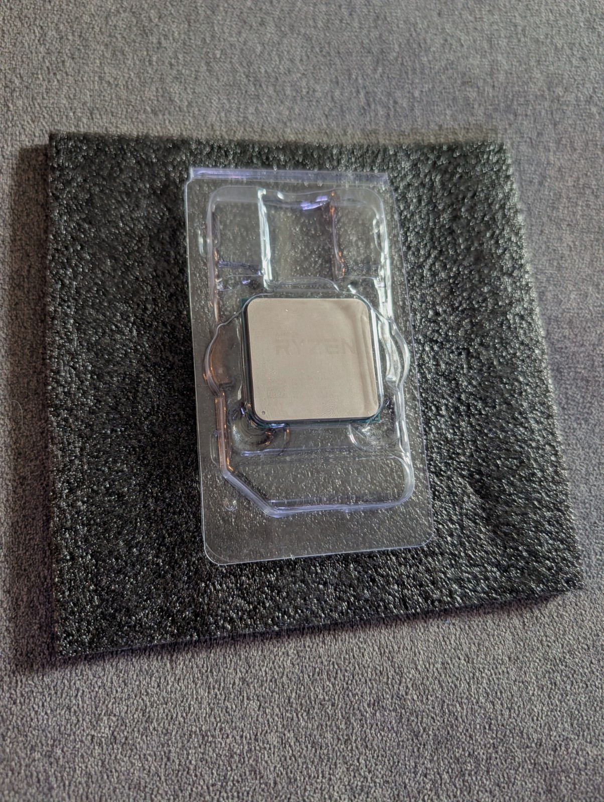 AMD Ryzen 7 1800X 8-Core 3.6GHz Socket AM4 CPU Processor YD180XBCM88AE